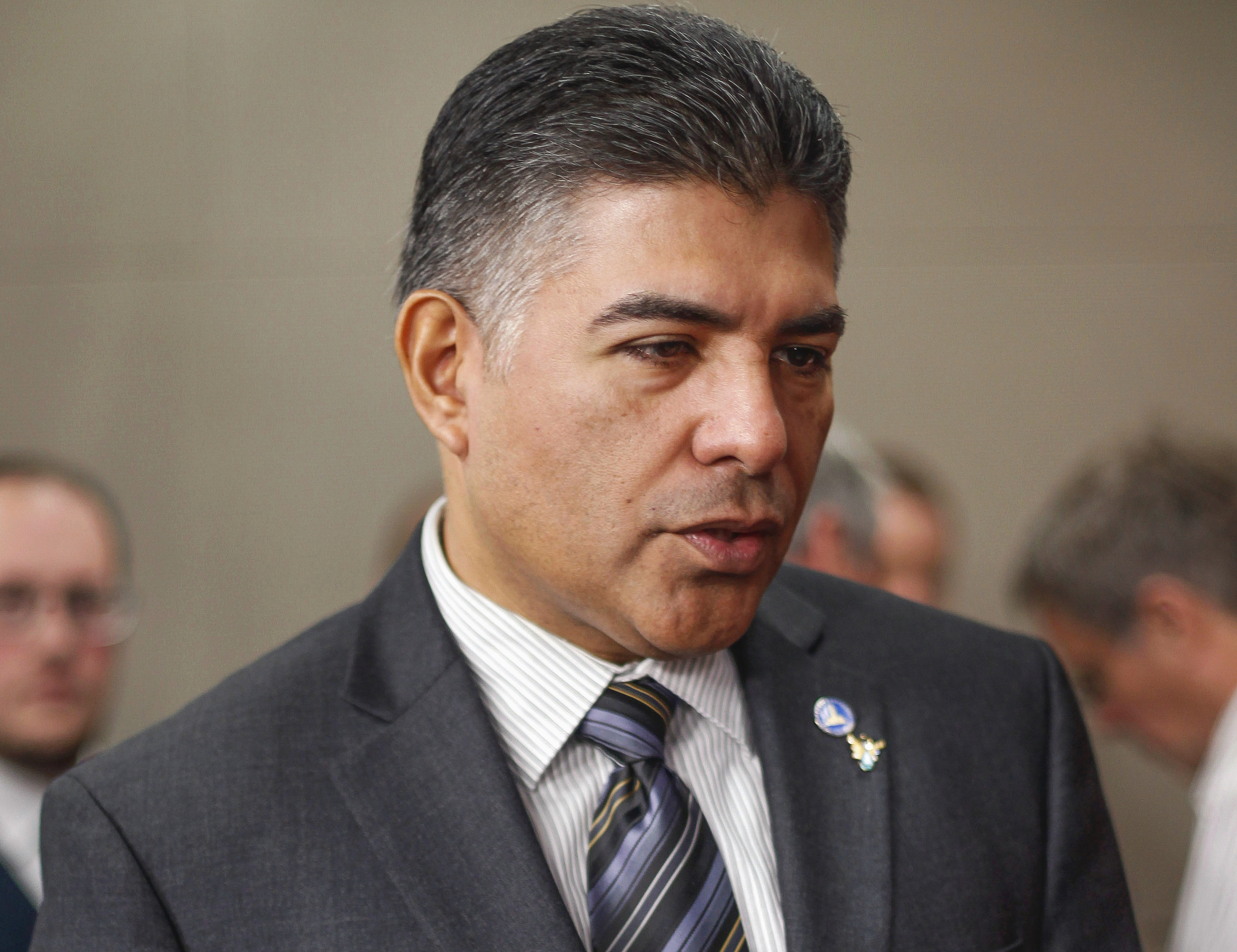 Woman drops sexual battery lawsuit against Rep. Cardenas