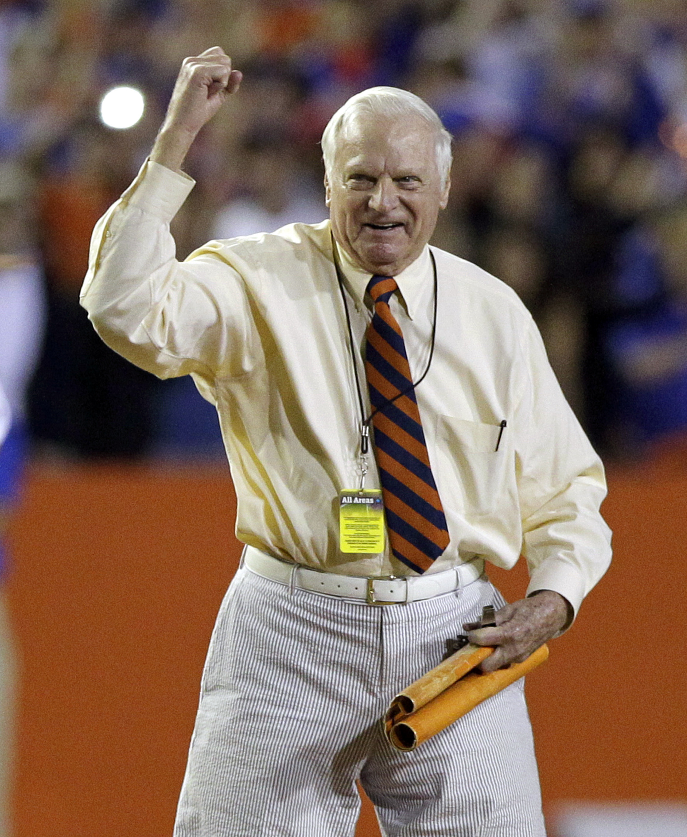 Florida's most famous cheerleader, Mr. Two Bits, dies at 97