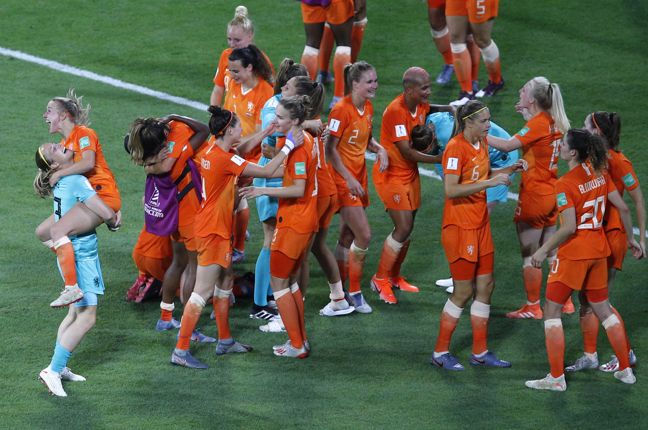 FIFA looks to expand Women's World Cup from 24 to 32 teams