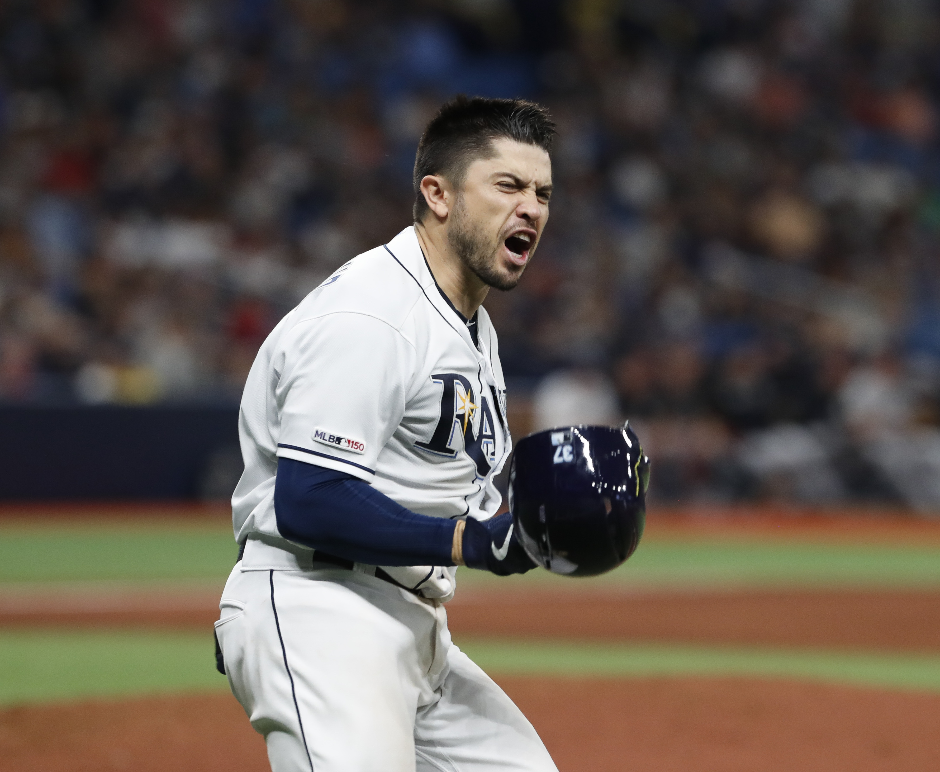D'Arnaud homers in 9th to lead Rays past Yankees 4-3