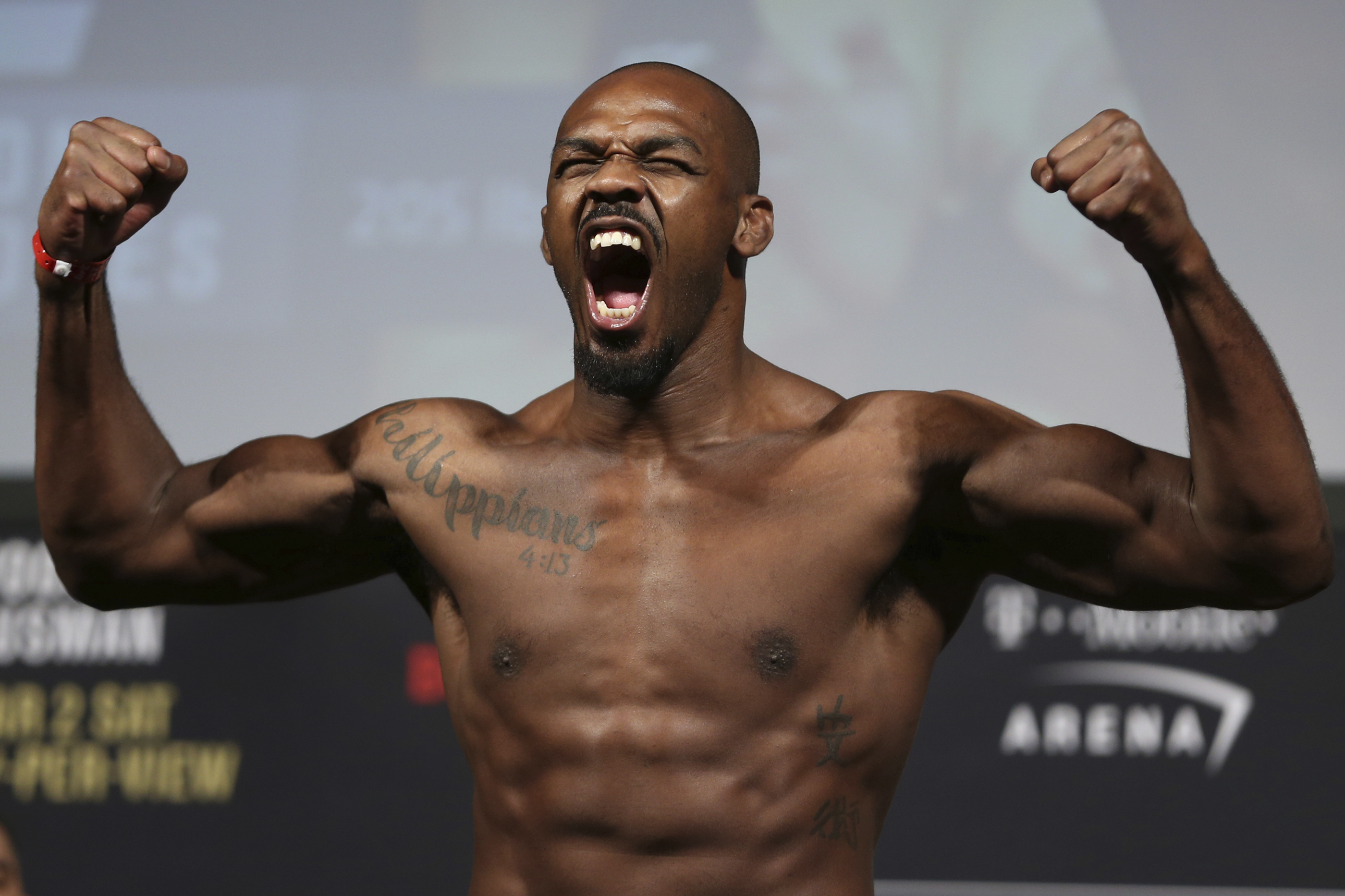 The Latest: Jon Jones edges Santos by decision at UFC 239