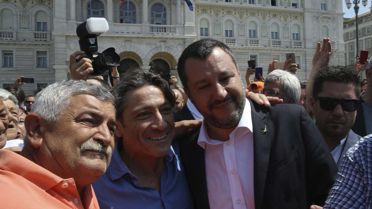 Italian minister Salvini closes migrant center in Sicily