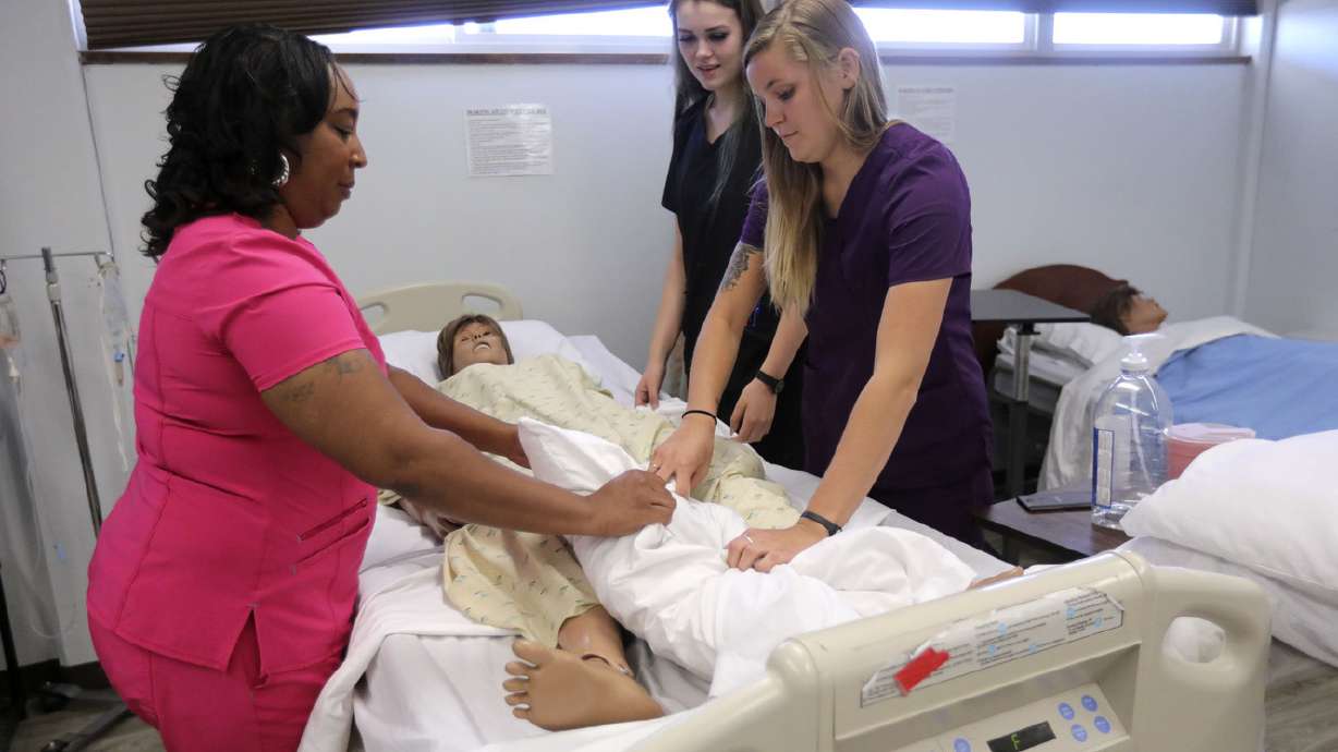 Utah gives $1 million in education grants to help fill workforce jobs