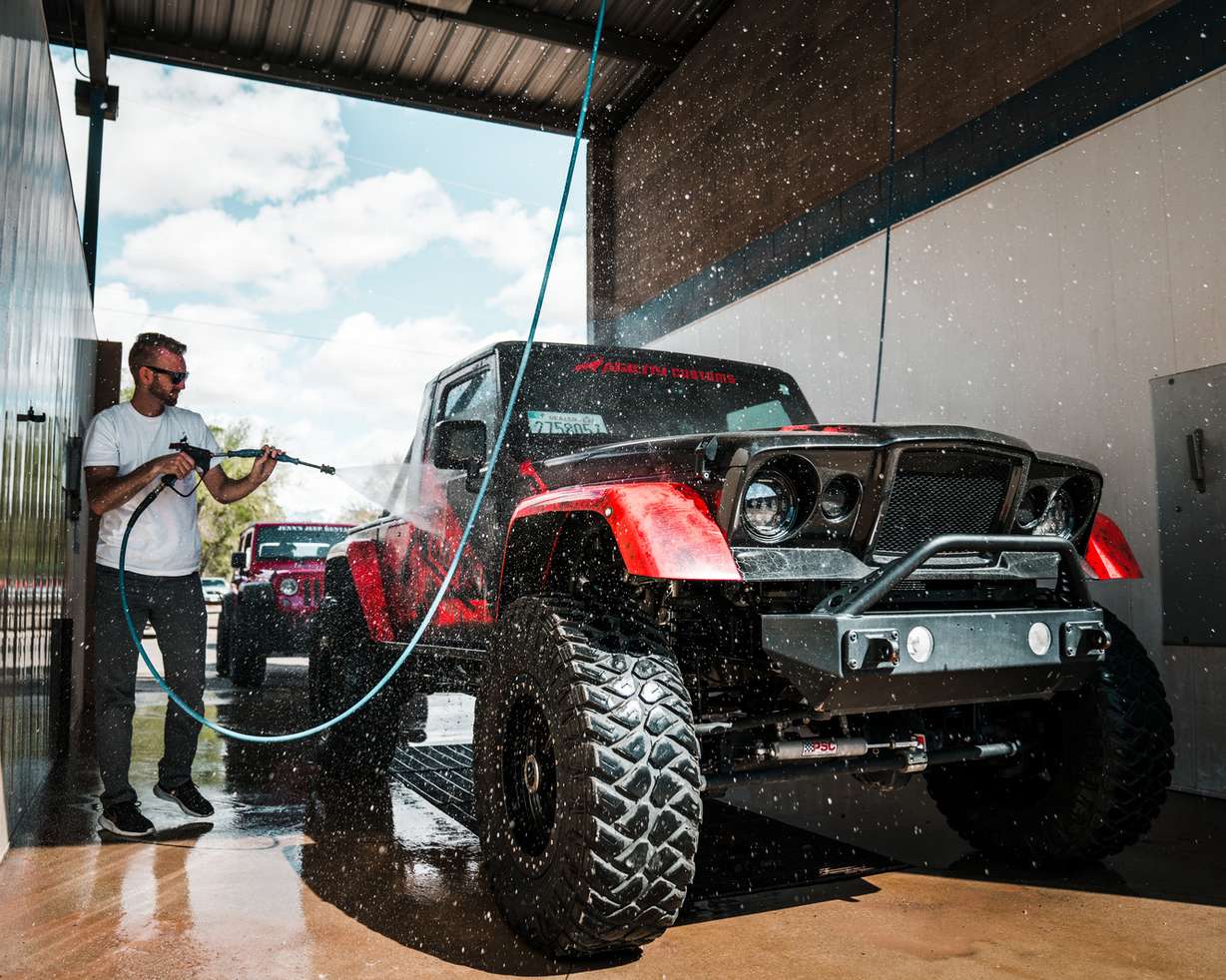 Rain or shine, Agility's Jeep is always ready to roll. The world's first rear-steer Jeep Wrangler was created by Todd Hansen and Ryan Maxfield. (Photo: Devin Walston)