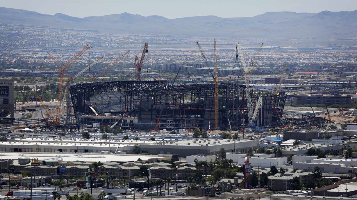 Cost of Raiders stadium in Las Vegas rises to $1.9 billion