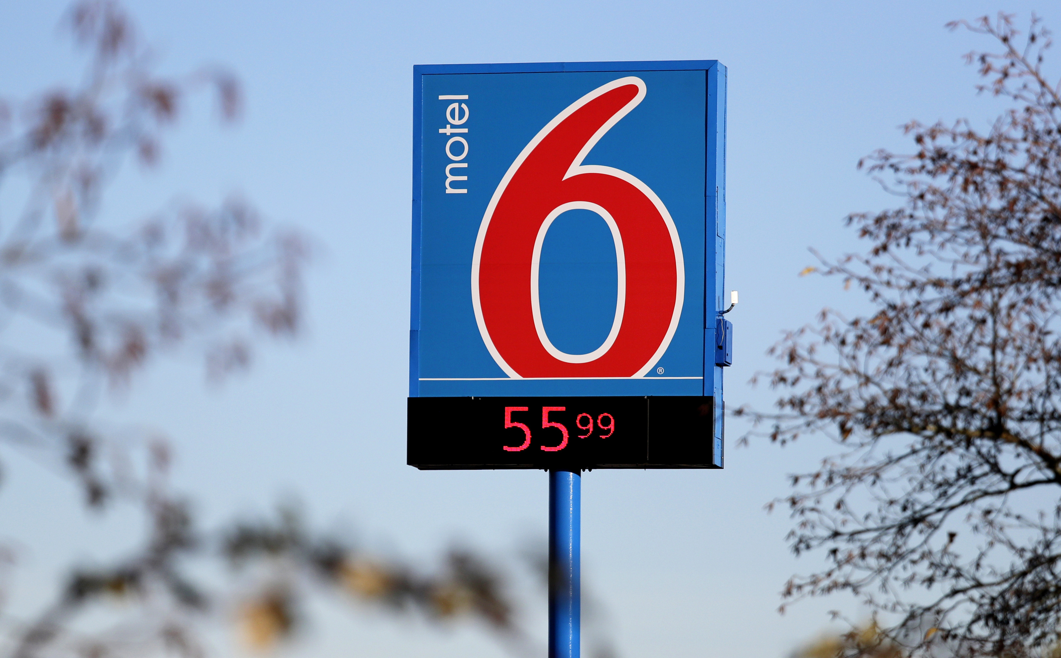 The Latest: Judge to give nod to Motel 6 settlement