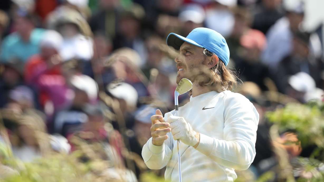 Lowry wins British Open in celebrated return to Emerald Isle