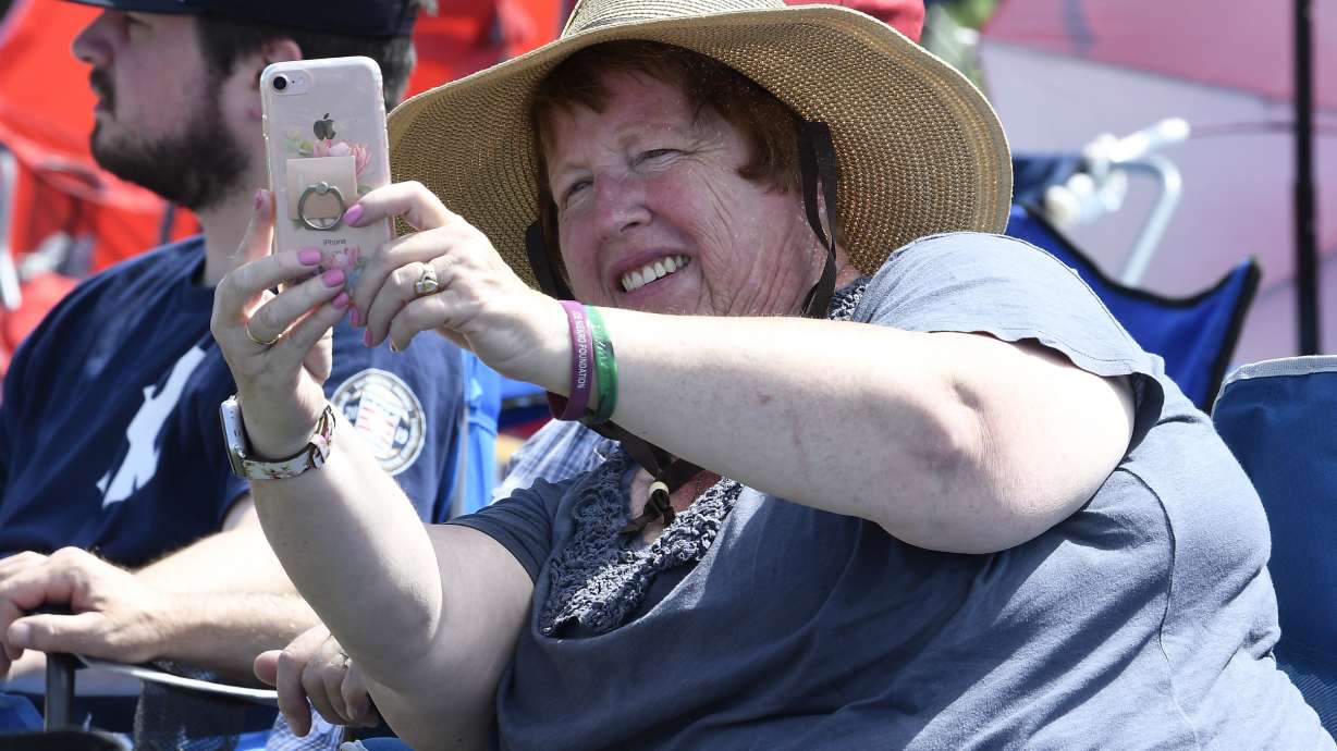 The Latest: Mariano Rivera inducted into Baseball HOF