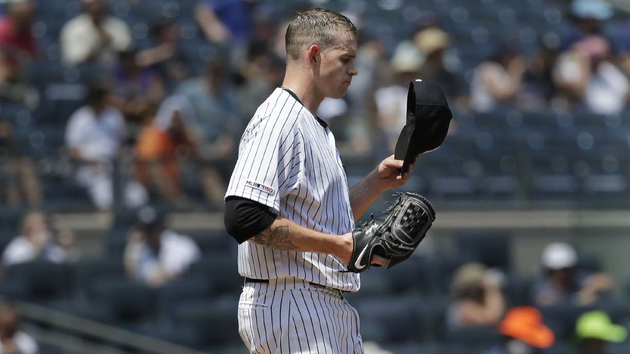 Paxton stumbles again, Rockies beat Yanks 8-4 to stop slide