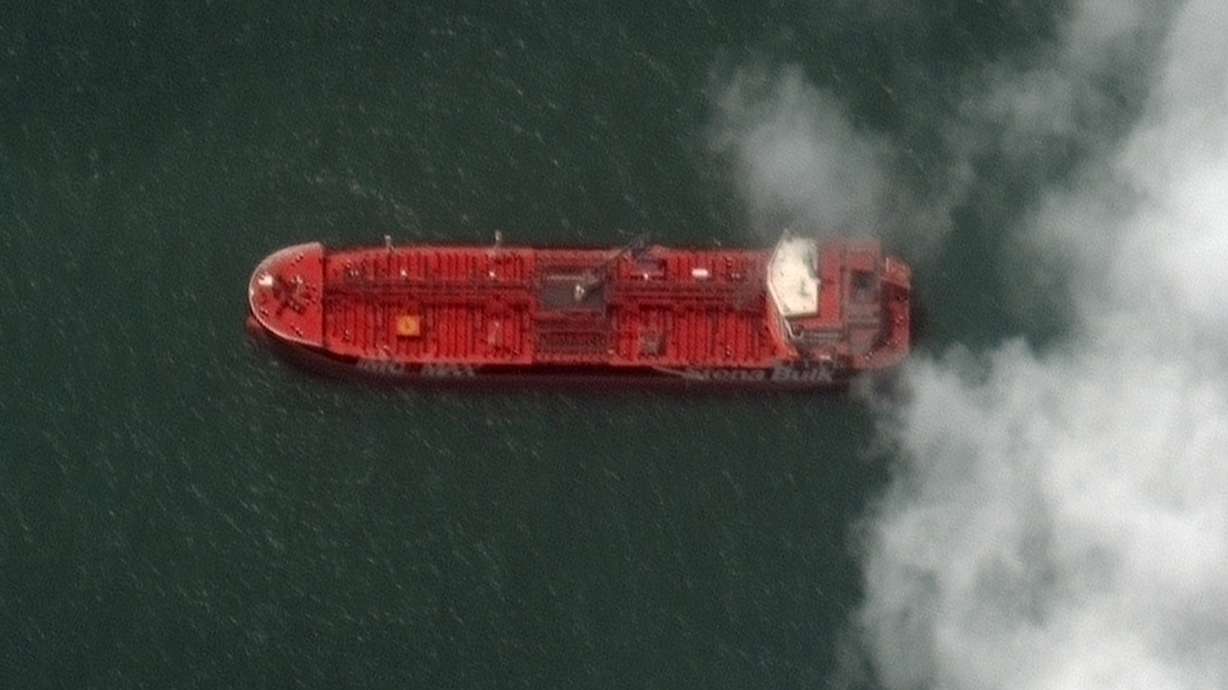 UK offers ships naval escort after Iran oil tanker seizure