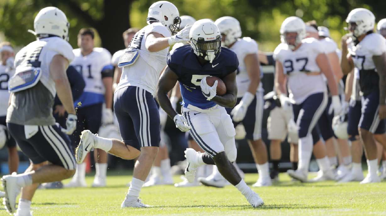 Grad transfer running backs bringing 'professional' play to BYU football