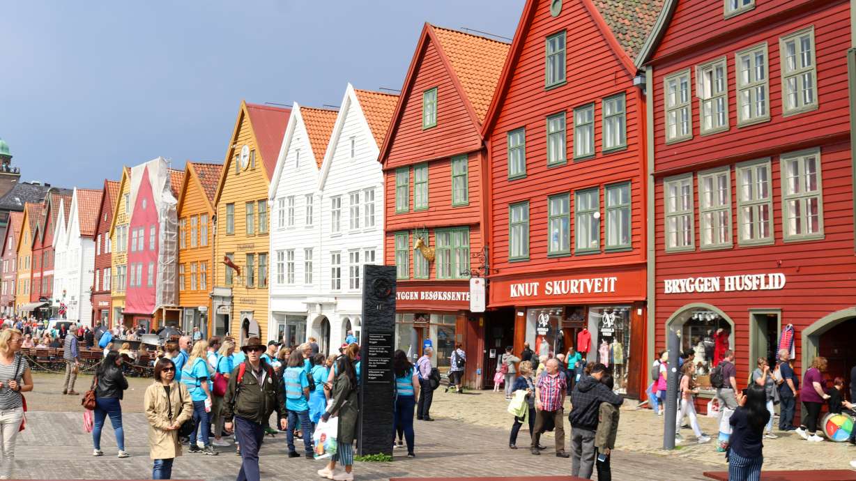 Cruise offers close and long looks at Norway's fjords