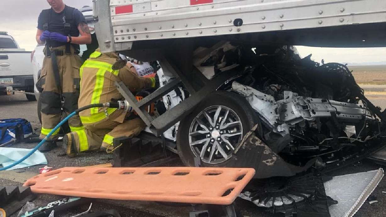 Italian family severely injured after crashing SUV into 18-wheeler on I-15