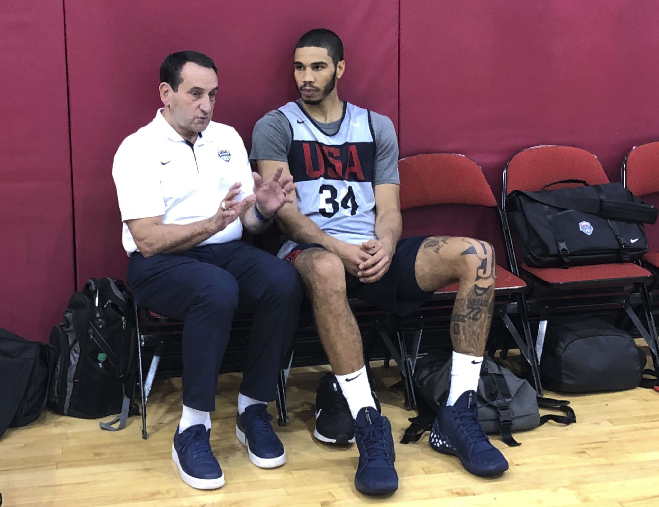 Special guest: Krzyzewski stops by USA Basketball practice