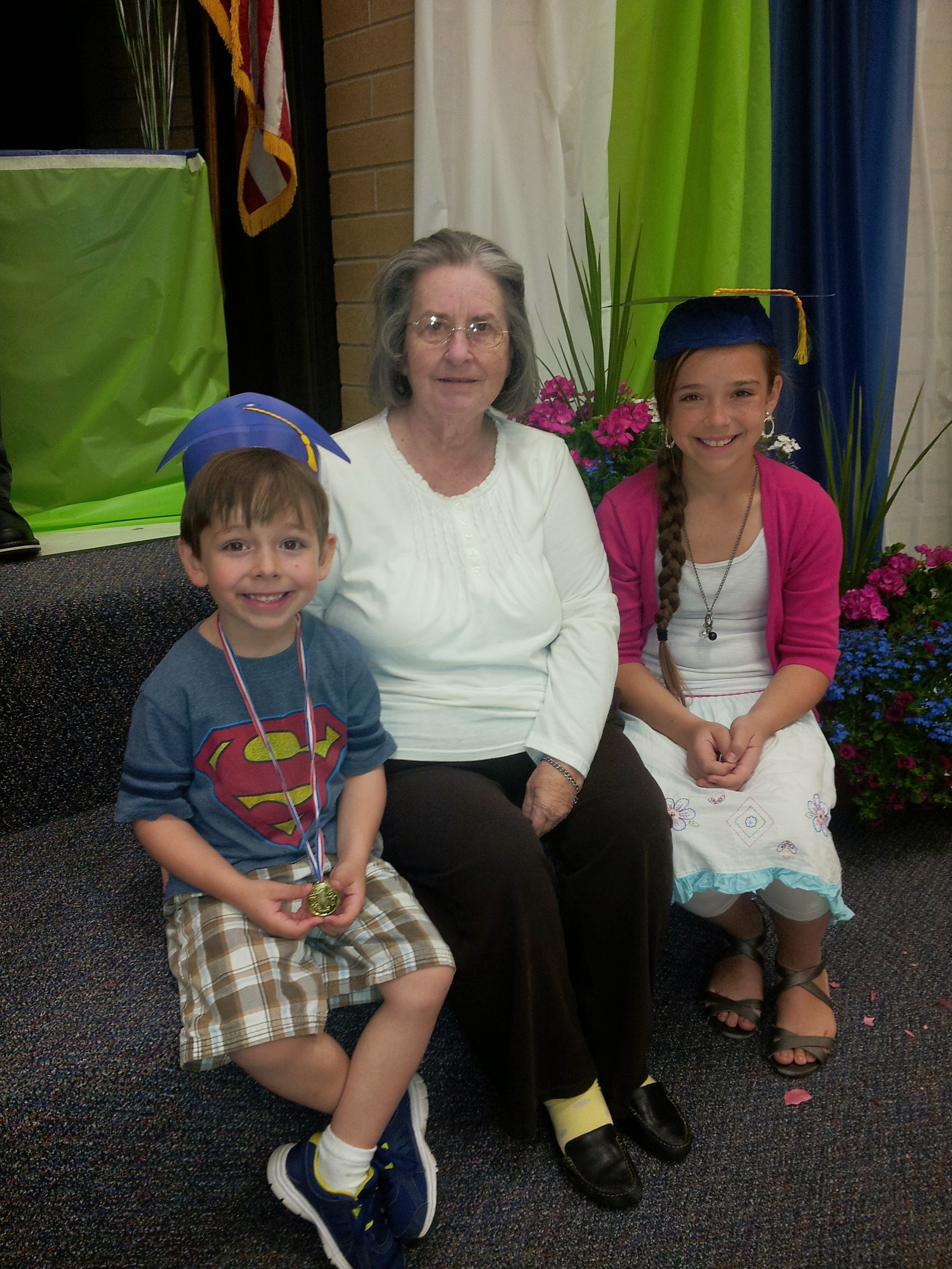 Gloria Dunn (center) attends her grandchildren's graduation. (Photo: Courtesy of the Dunn family)
