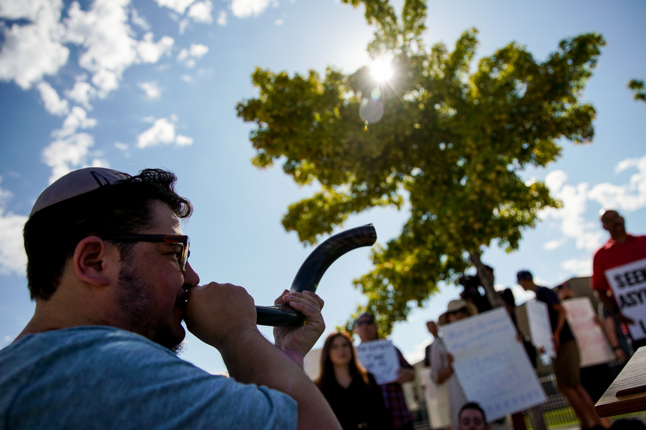 Members of Utah's Jewish community rally against current immigration policies