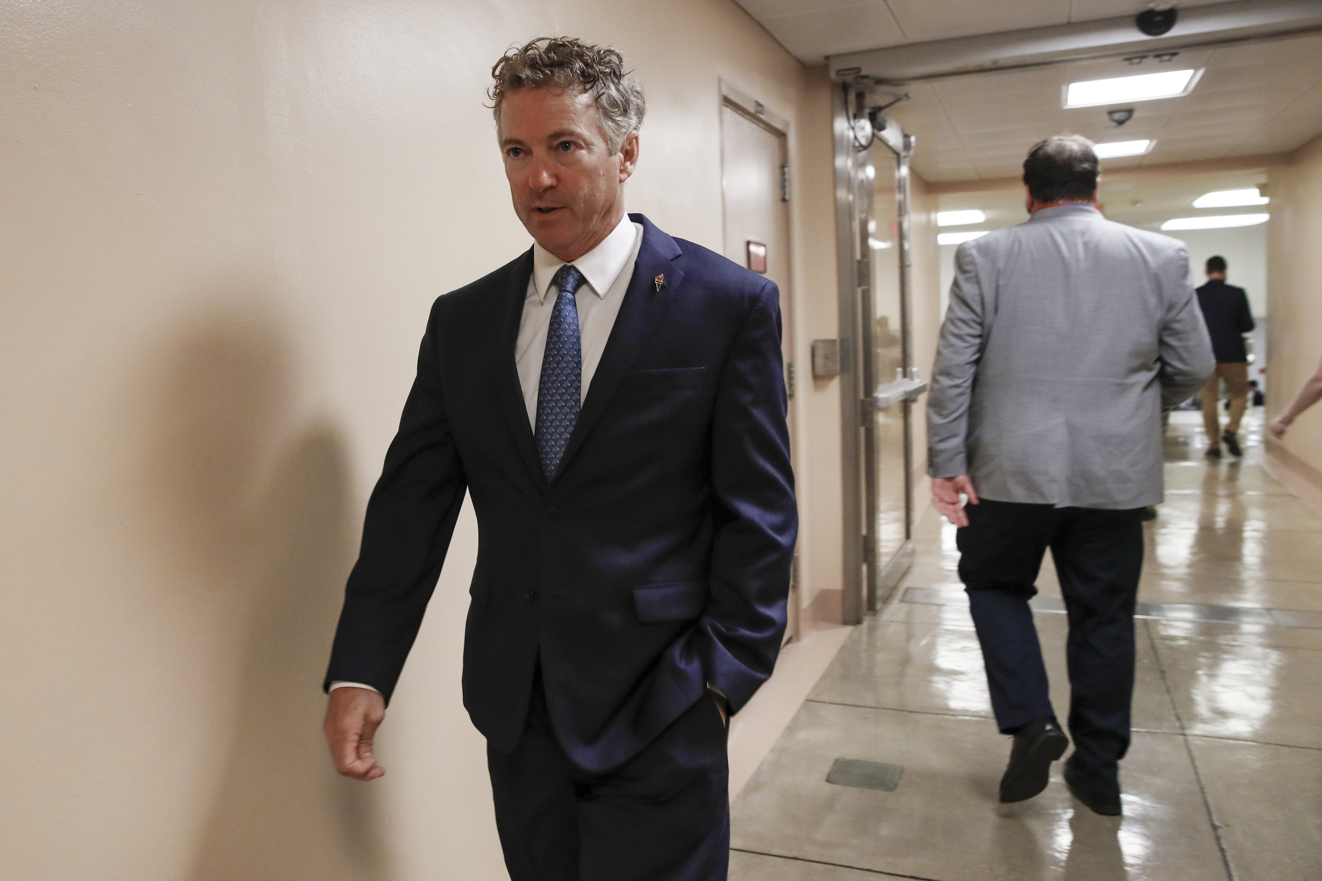 Sen. Rand Paul easing back in public view after lung surgery