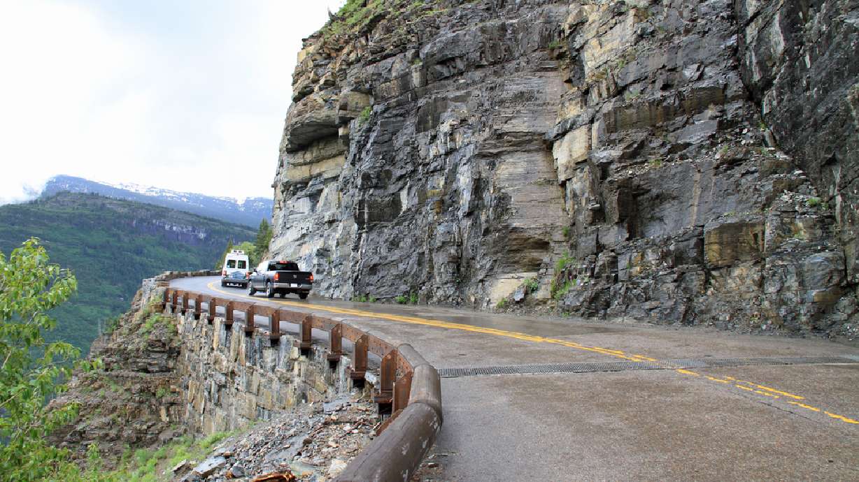 Teen visiting from Utah dies after vehicle hit by rockfall in Glacier National Park
