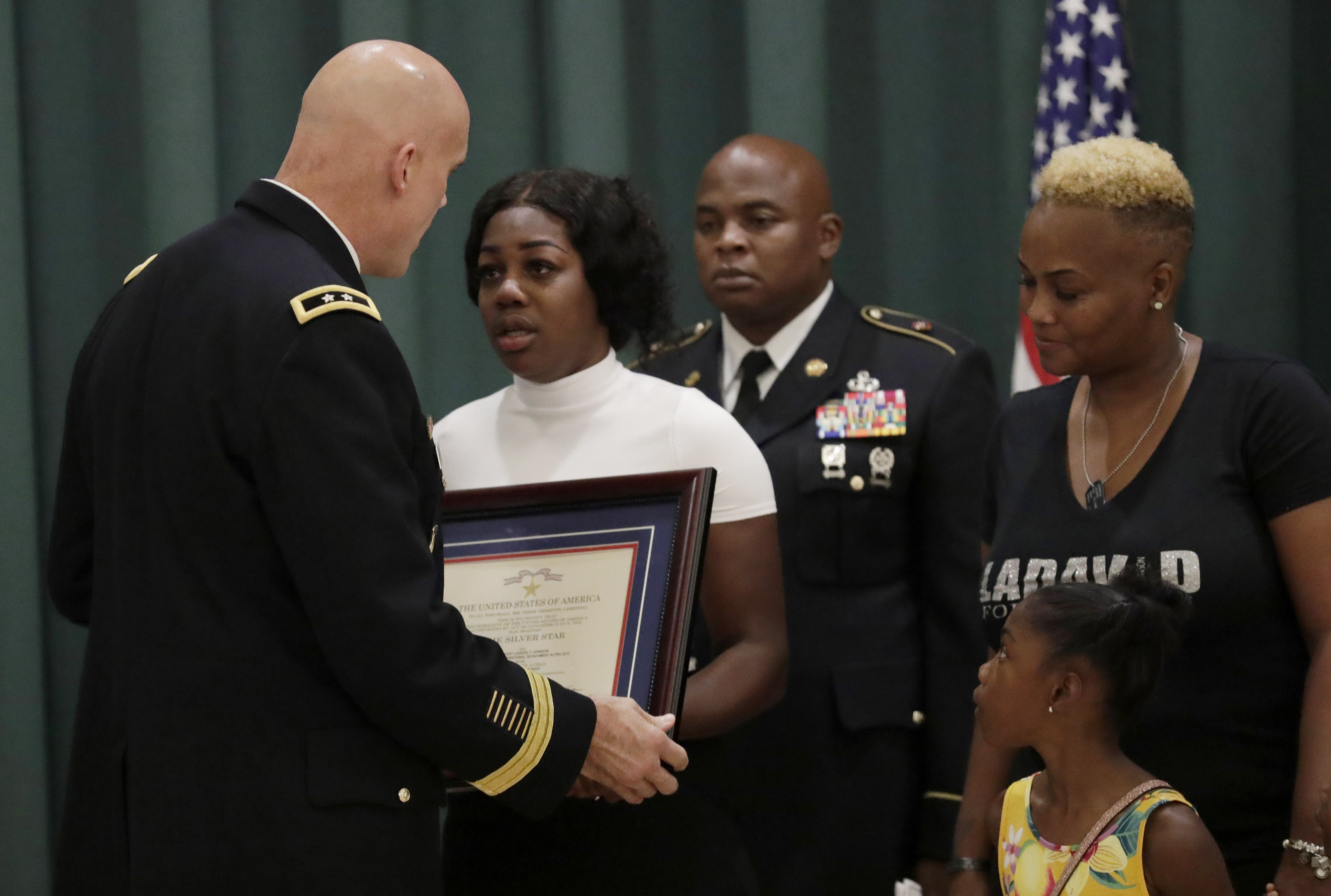 Soldier killed in Niger ambush receives posthumous medal