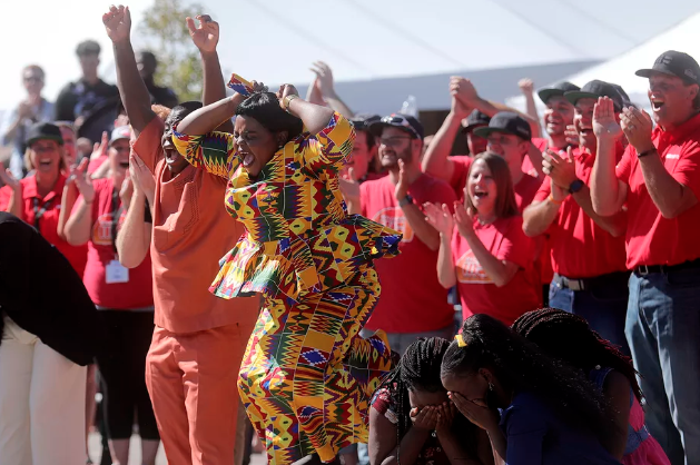 Refugee family from Congo falls to its knees at first glimpse of new ‘Extreme Makeover’ home