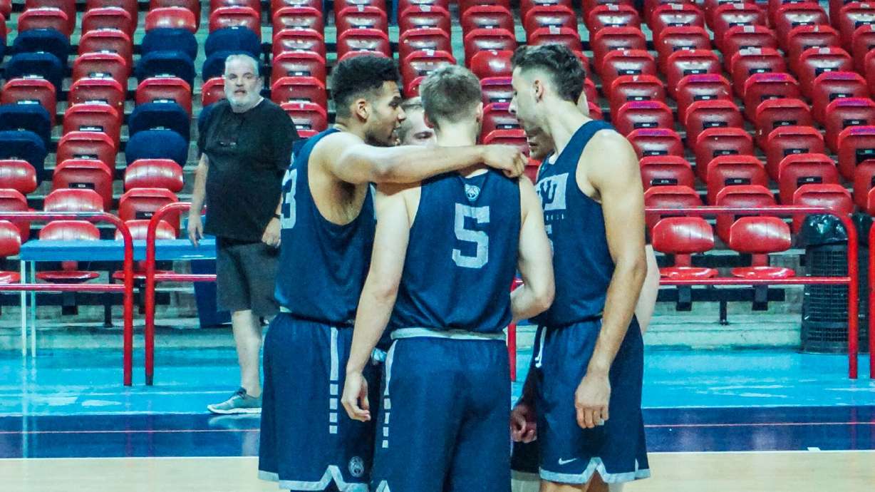 Bonding, basketball and (of course) pizza: BYU opens preseason giro d'Italia under new boss Mark Pope