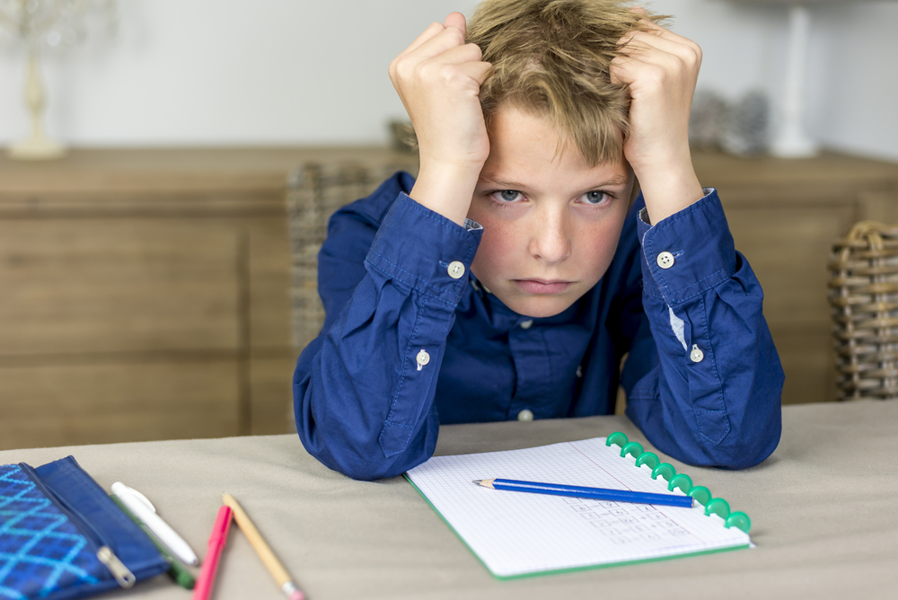 6 ways to help your nervous child transition to school easier