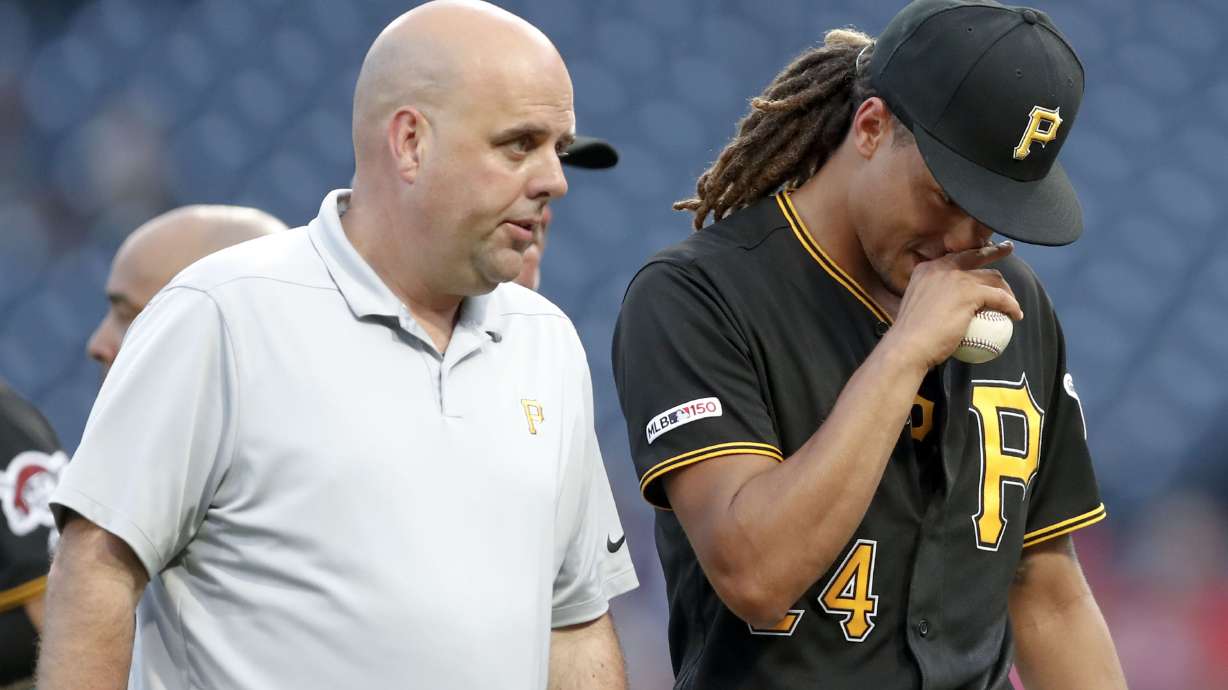 Pirates place Chris Archer on IL with shoulder inflammation