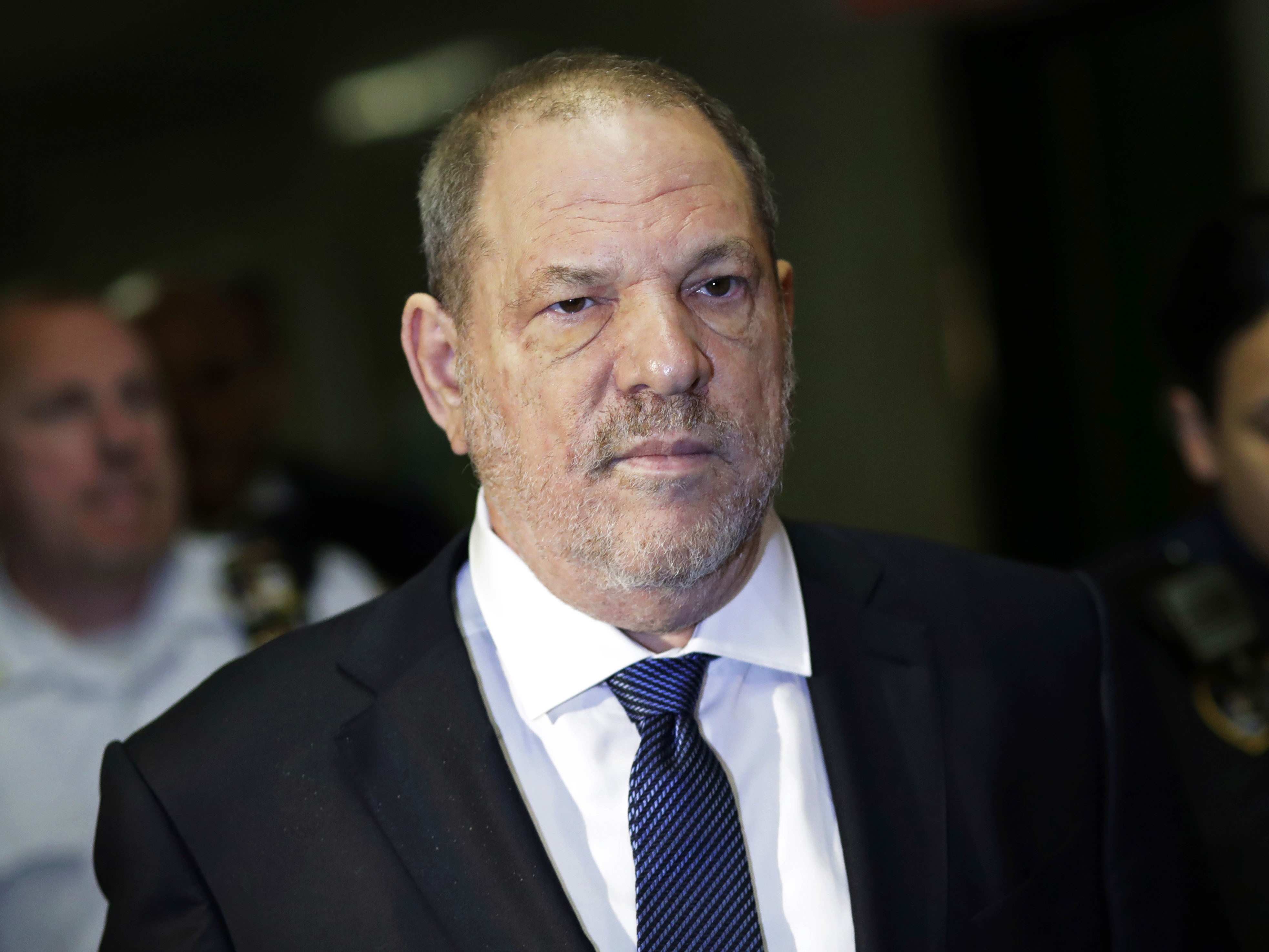 Legal questions loom as Harvey Weinstein case nears trial