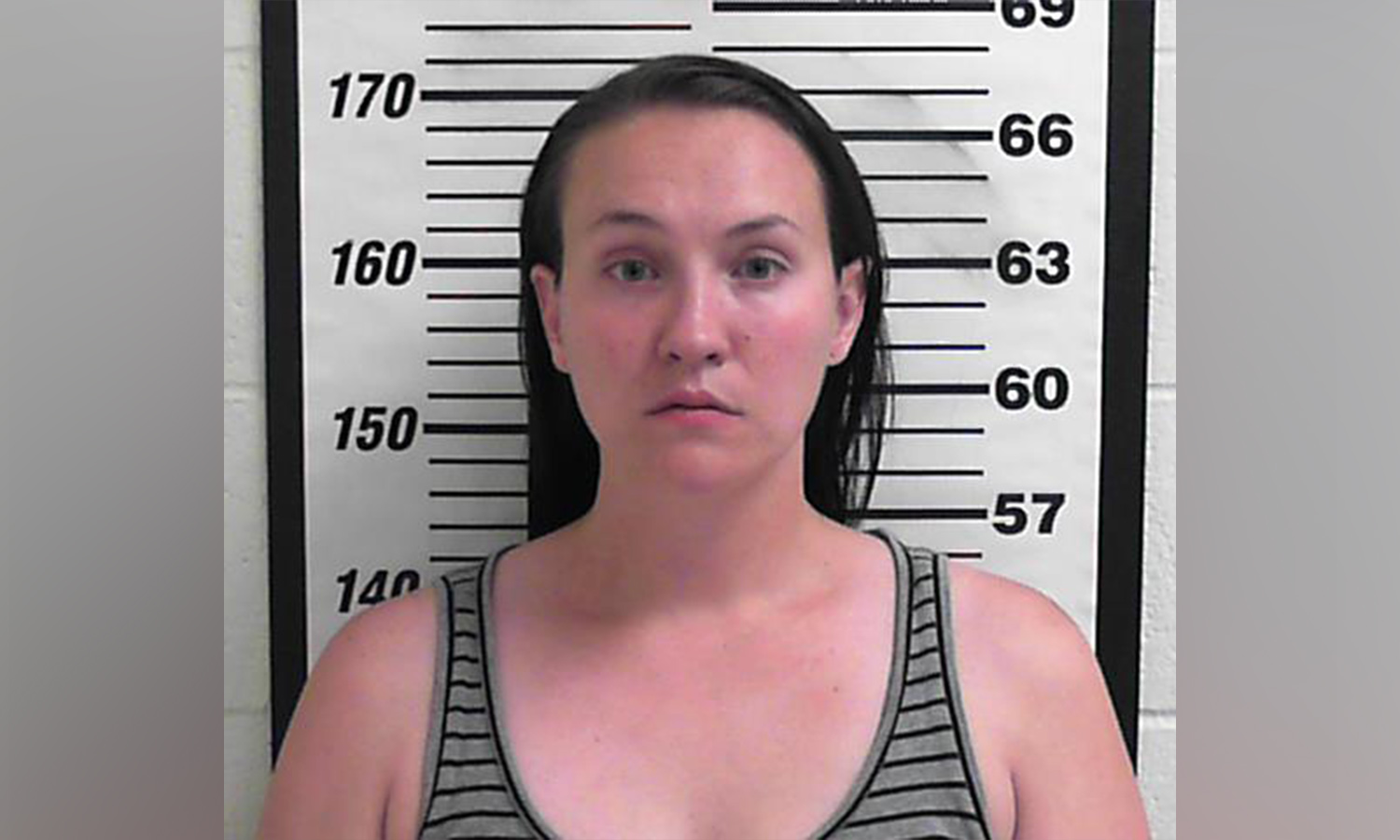 Davis County woman charged with felony child abuse