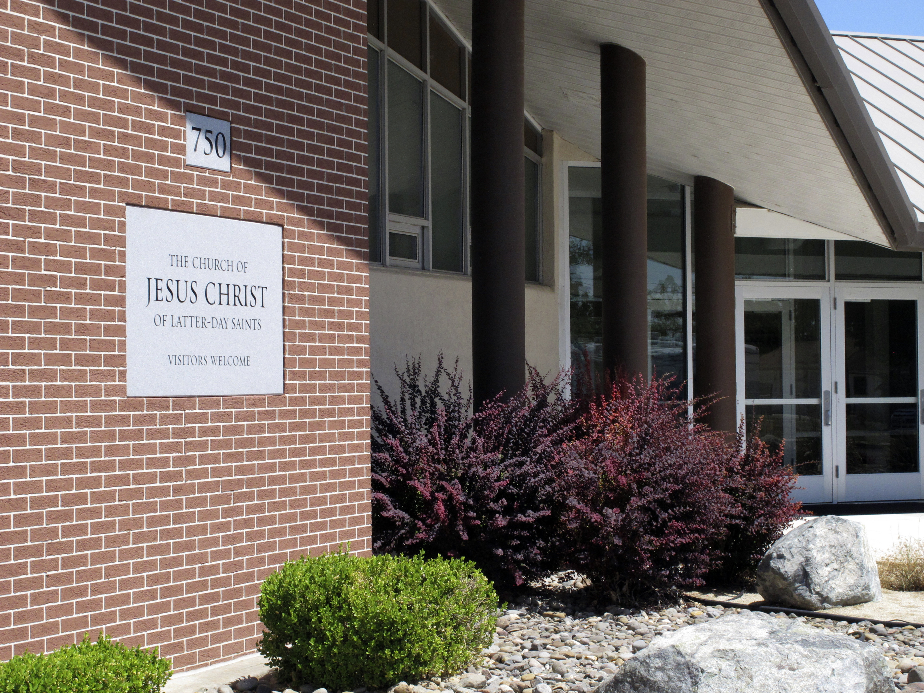 Latter-day Saint leaders change rules against guns in church