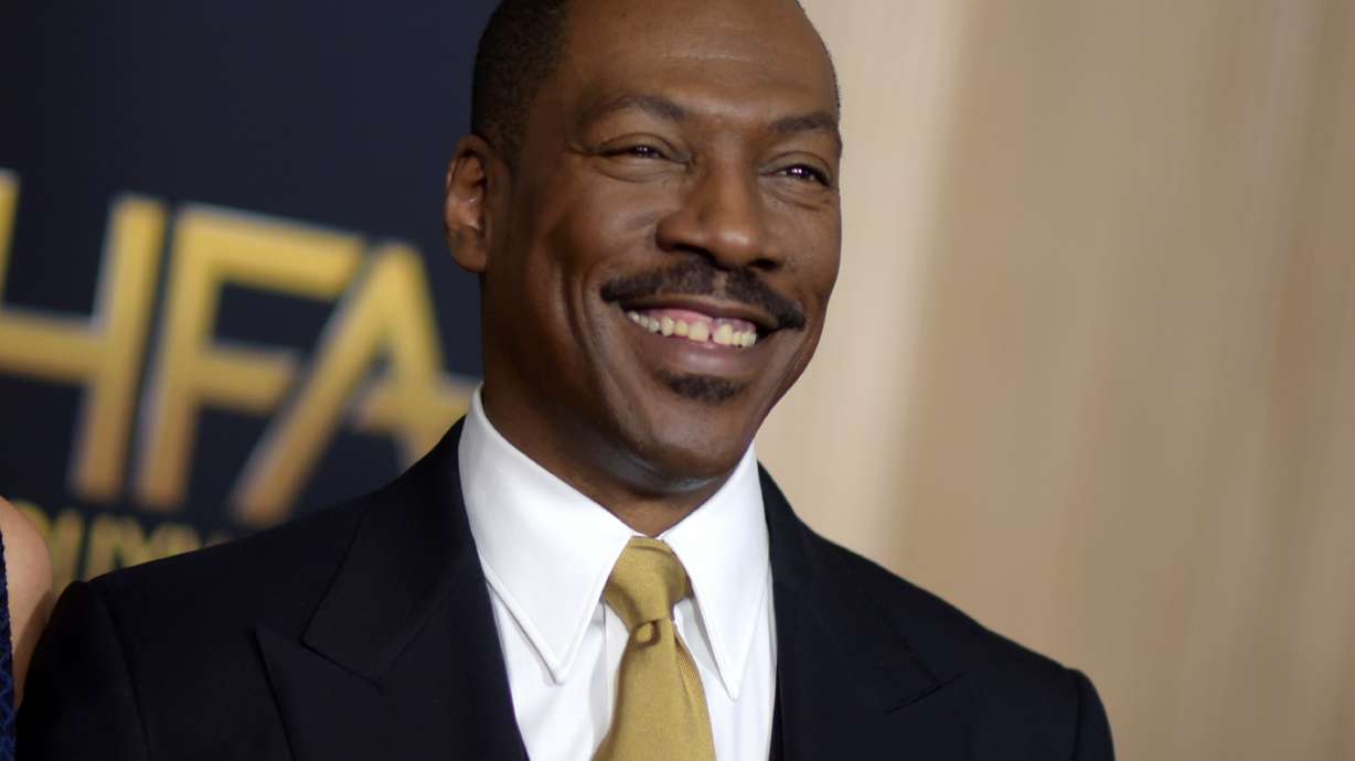 Eddie Murphy to host 'SNL' for the first time in 35 years
