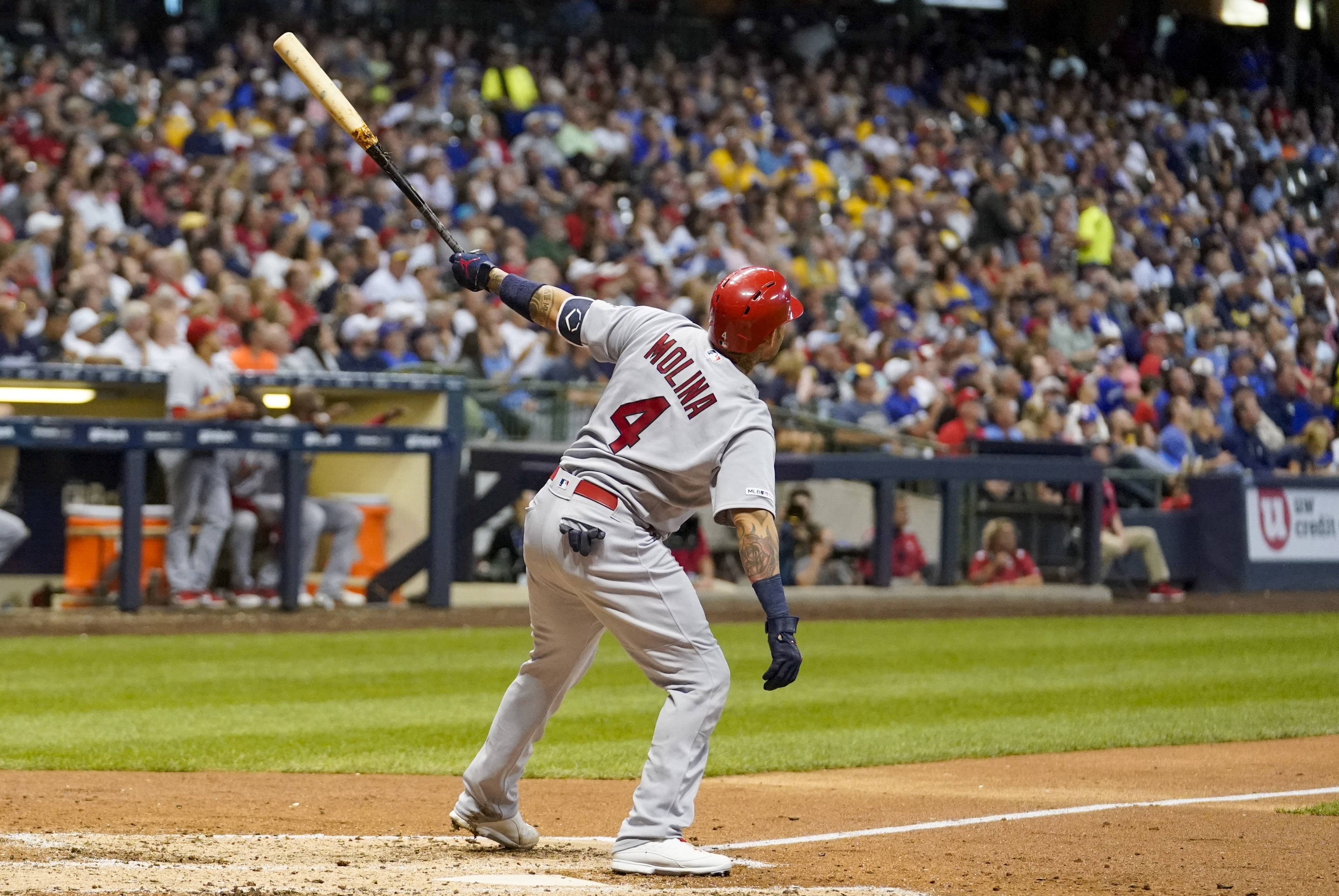 Molina 2 HRs, Cardinals top Brewers 6-3 for 6th straight win