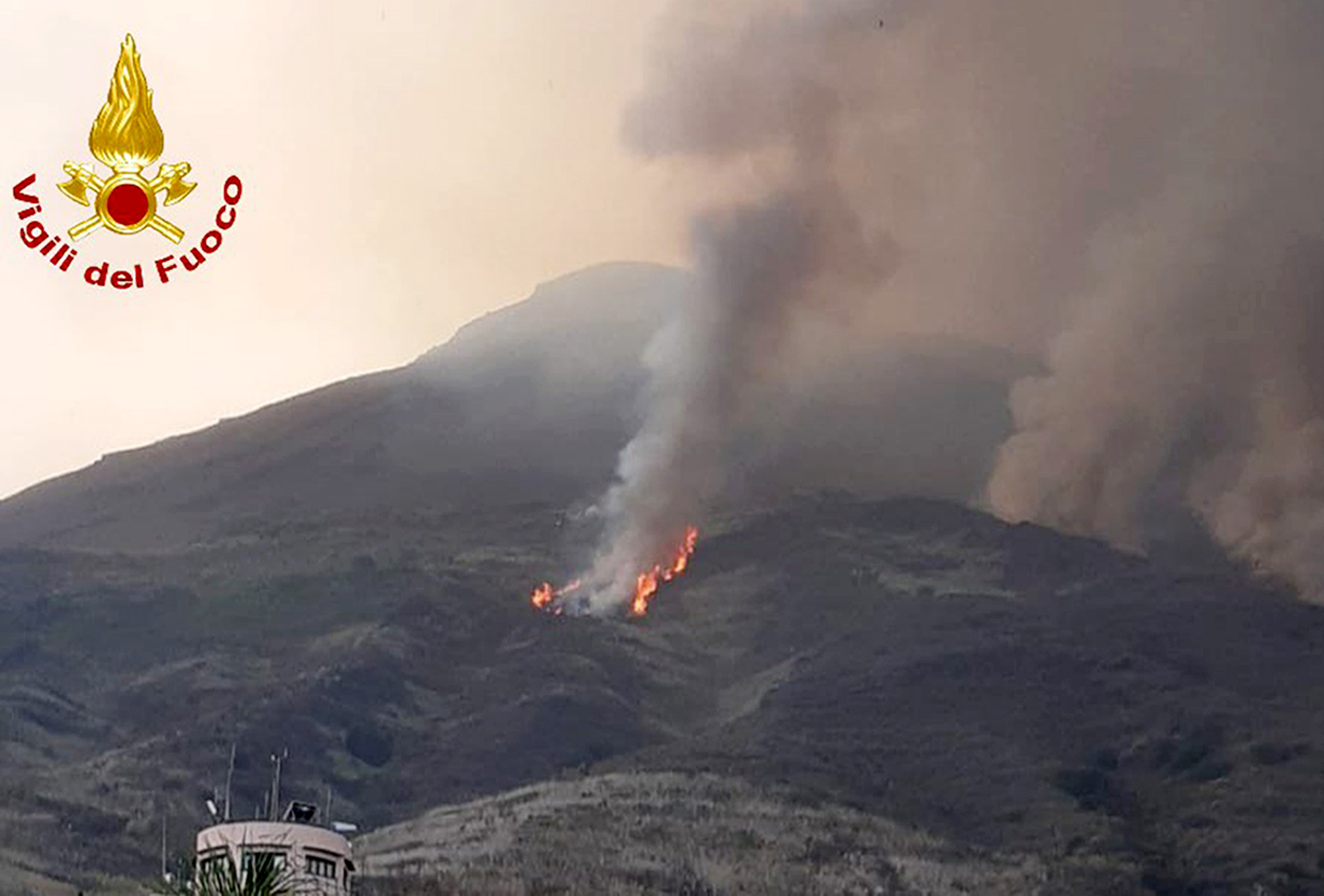 Experts on watch for more explosions on Stromboli volcano