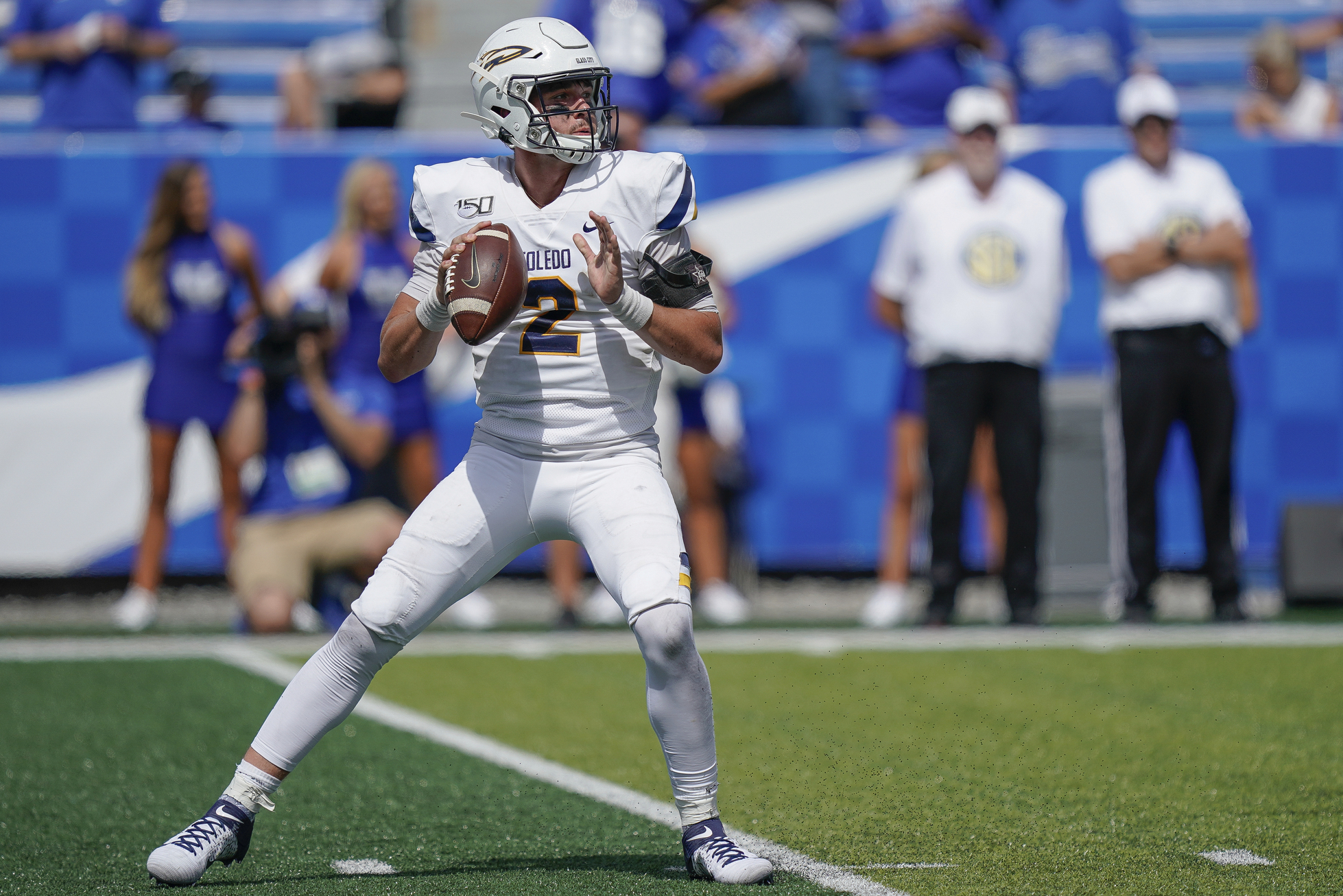 Wilson's 2 touchdown passes lead Kentucky past Toledo 38-24