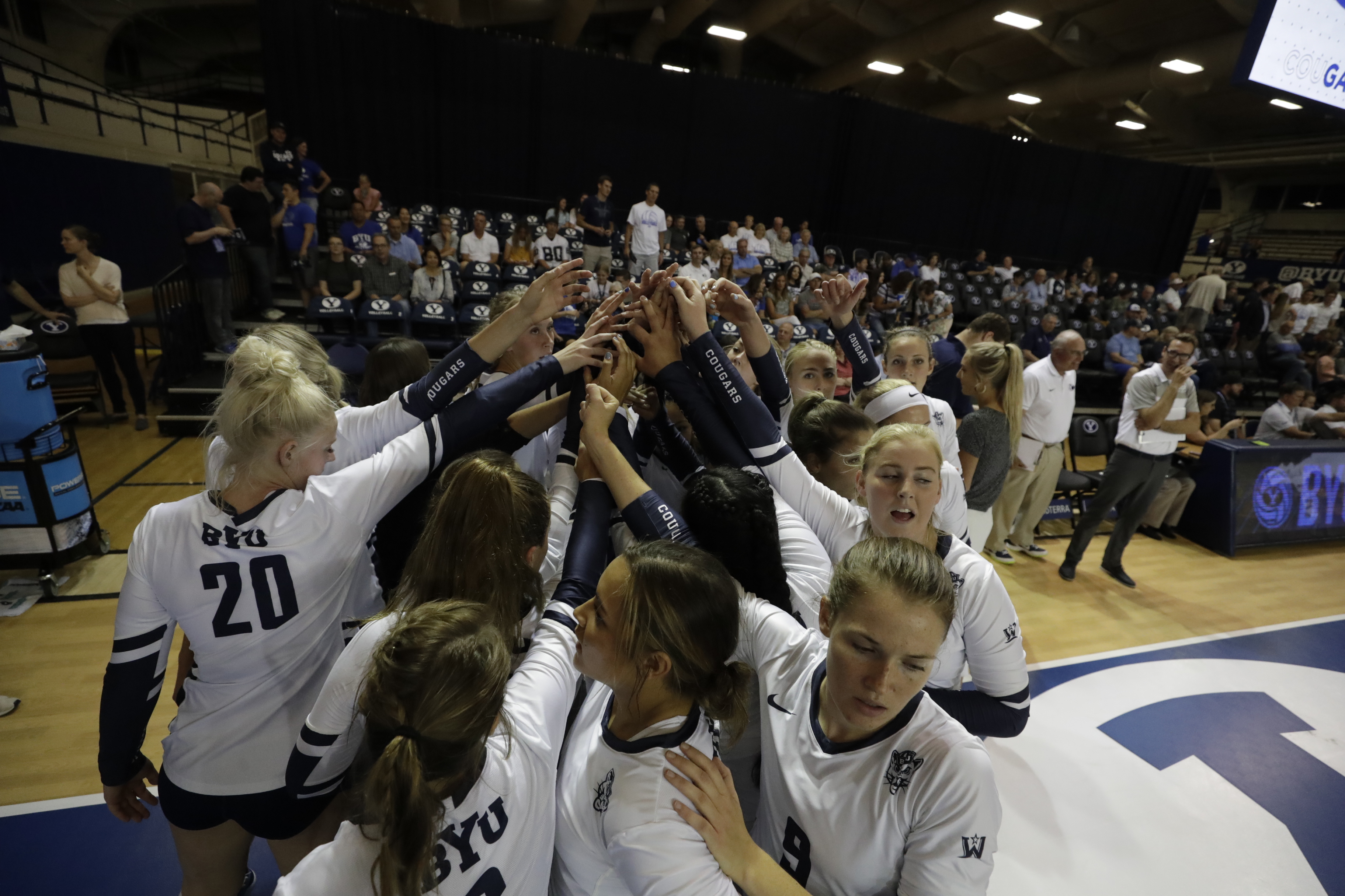 No. 9 BYU volleyball falls to No. 16 Marquette, snapping 26-match win streak