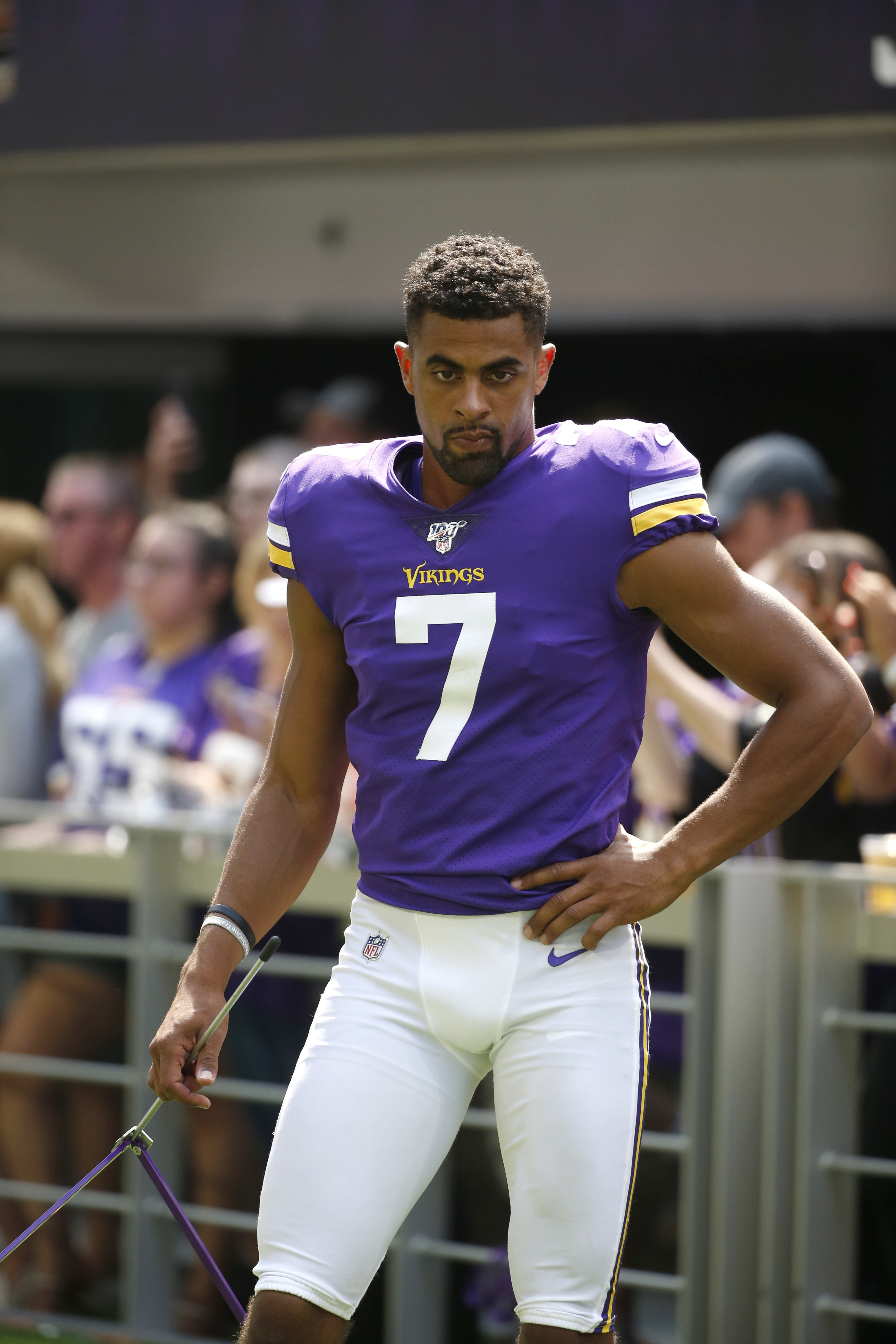 Jets claim K Vedvik from Vikings, cut Bertolet, 3 others