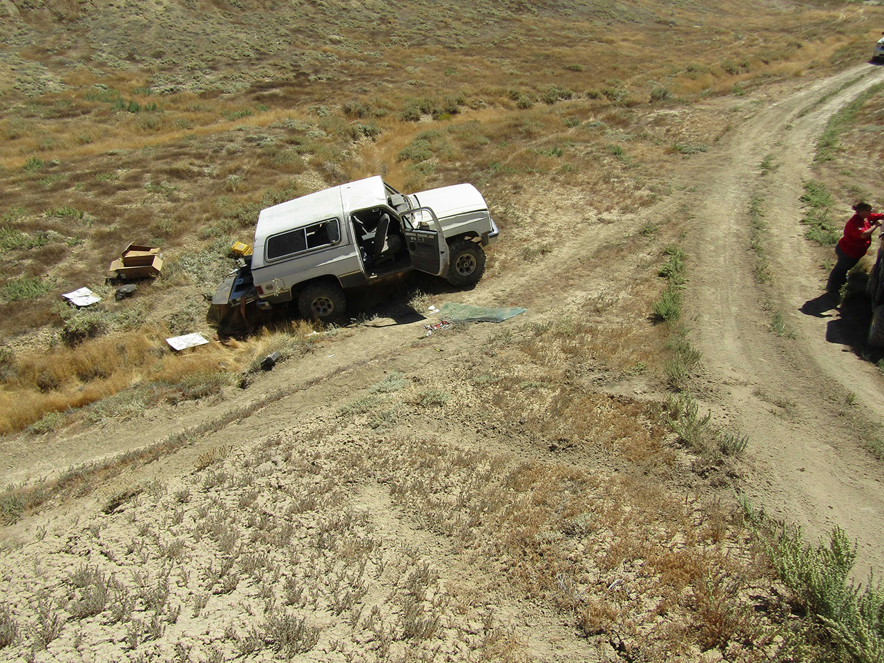 4 adults, 1 child involved in off-road rollover in Uintah County