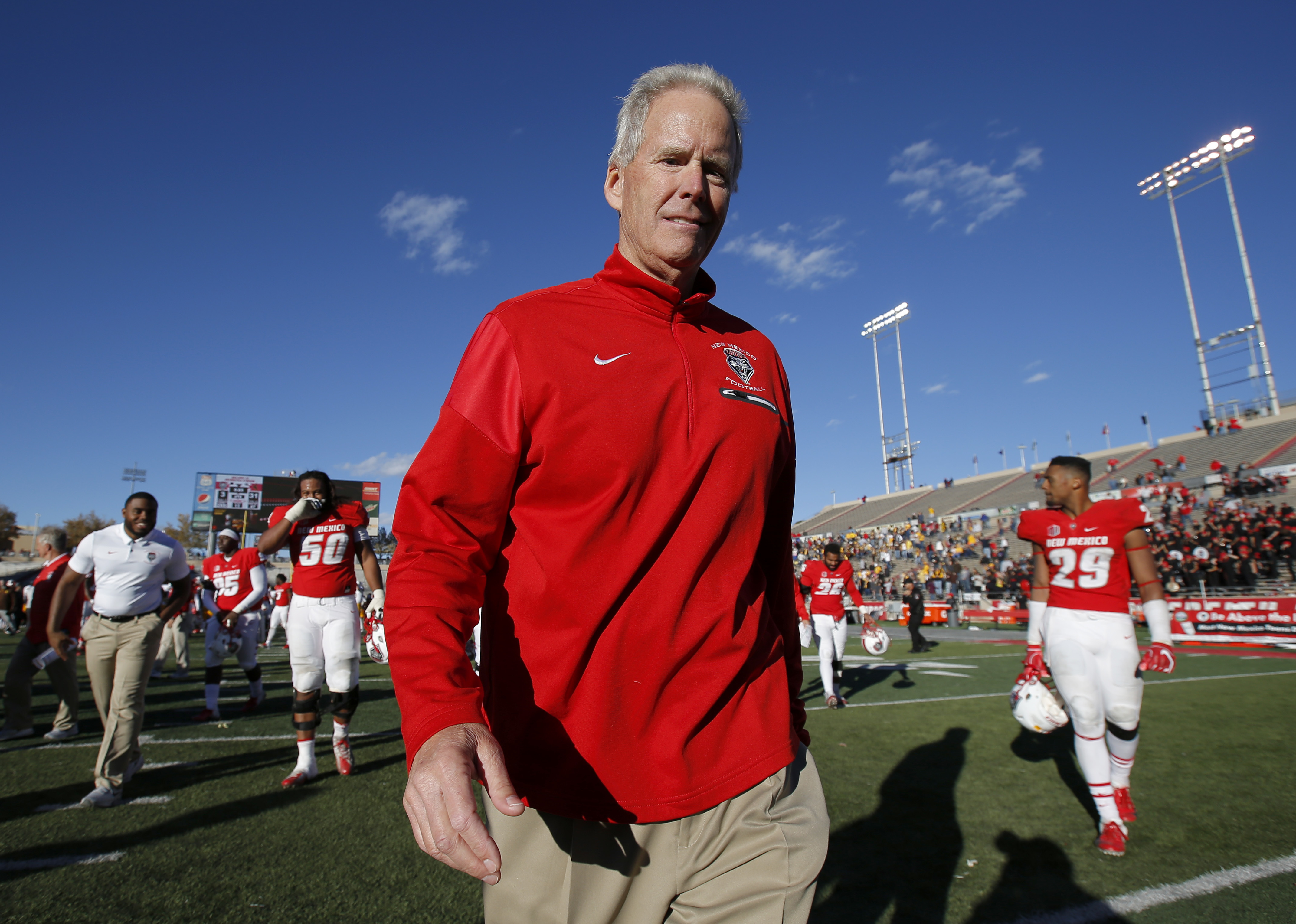 New Mexico's Bob Davie won't make the trip to Notre Dame