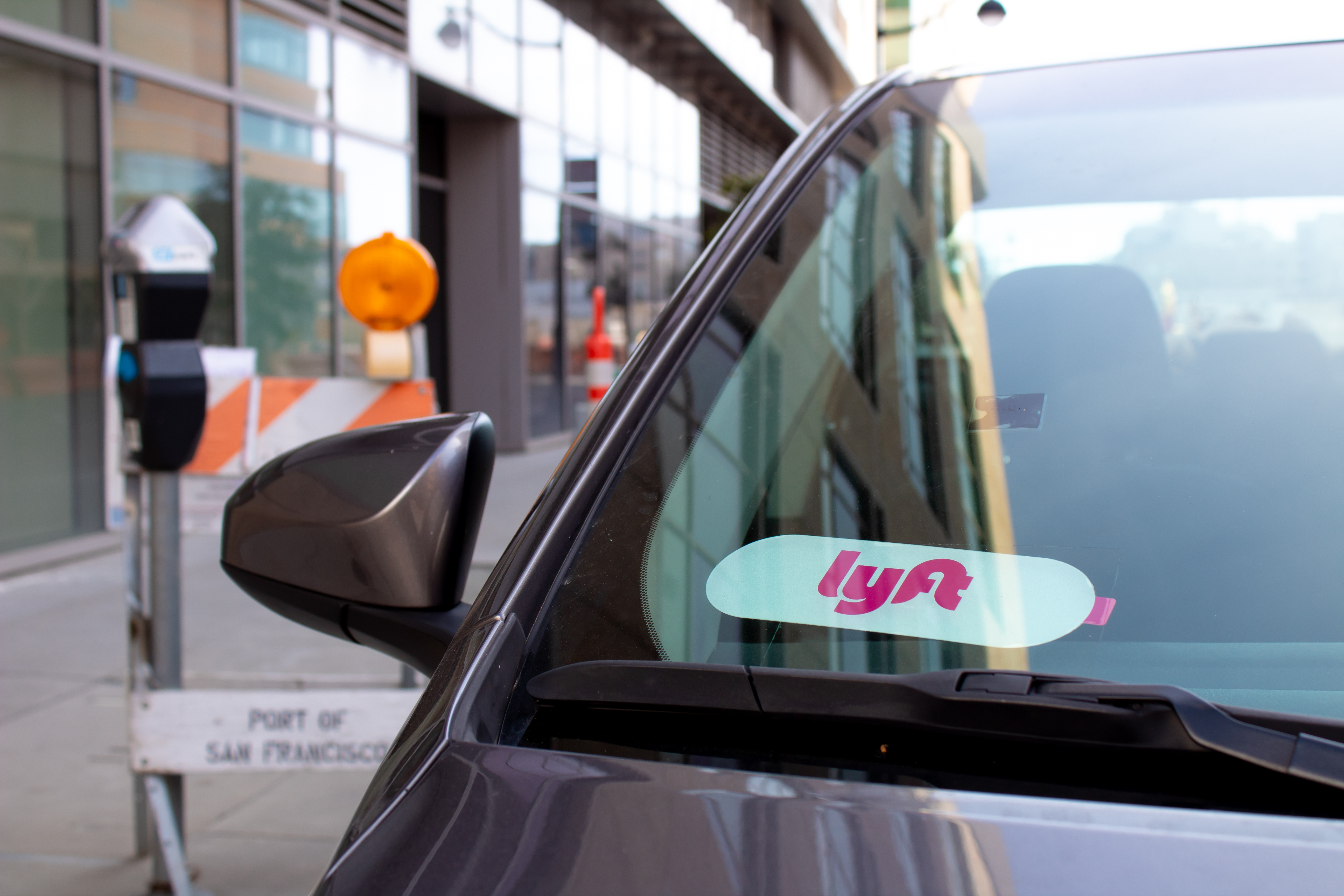 Lyft is offering free rides so that people can go to job interviews