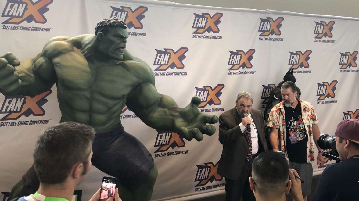 The 'Superbowl of geeks': FanX convention kicks off in Salt Lake City with celebrity red carpet walk