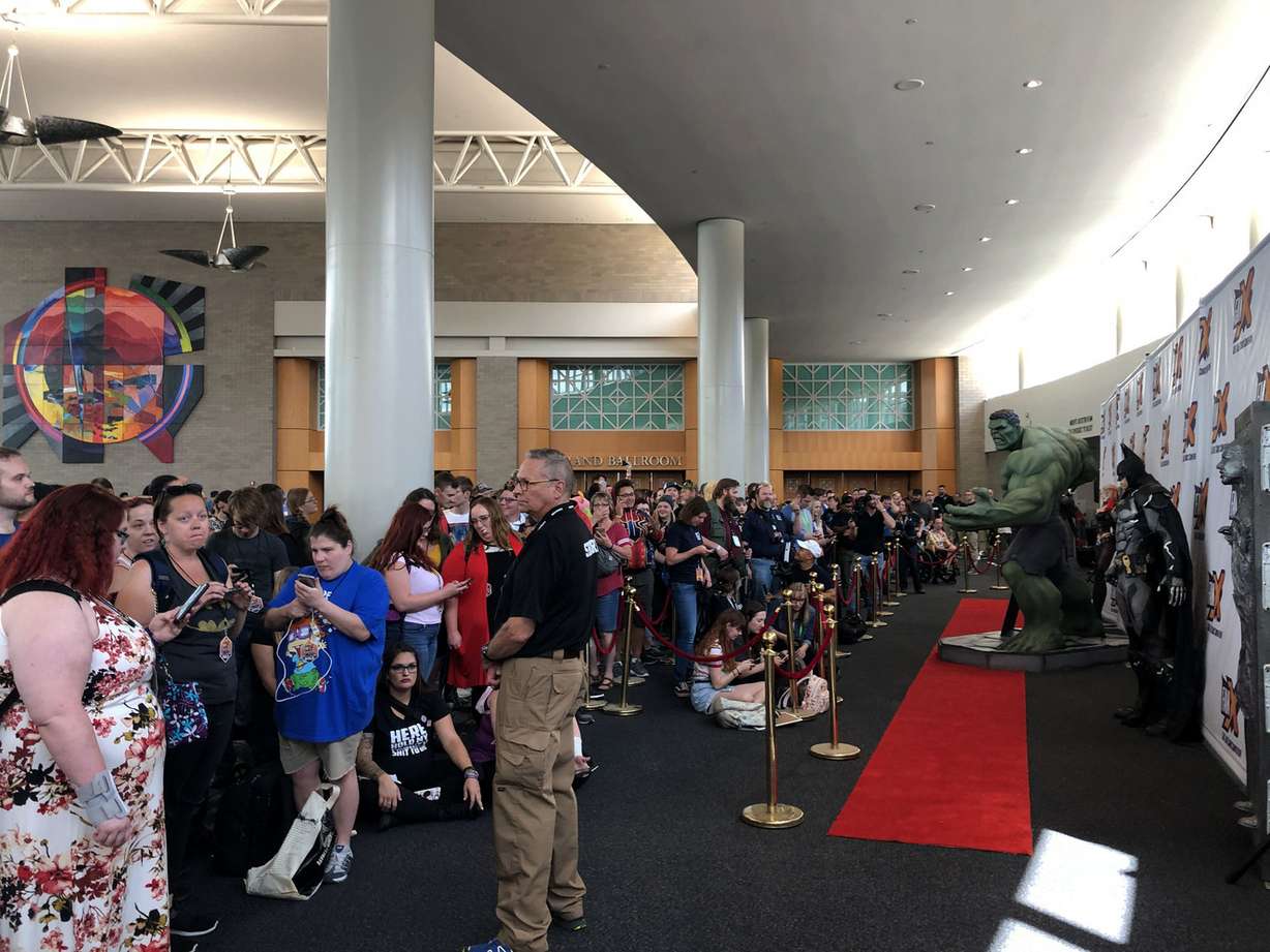 Attendees at FanX Salt Lake Comic Convention wait for celebrities to begin walking down the red carpet at the Salt Palace Convention Center in Salt Lake City on Thursday, Sept. 5, 2019. (Photo: Jacob Klopfenstein, KSL.com)