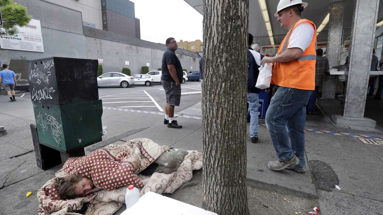 Proposal would buy bus tickets for Seattle-area homeless