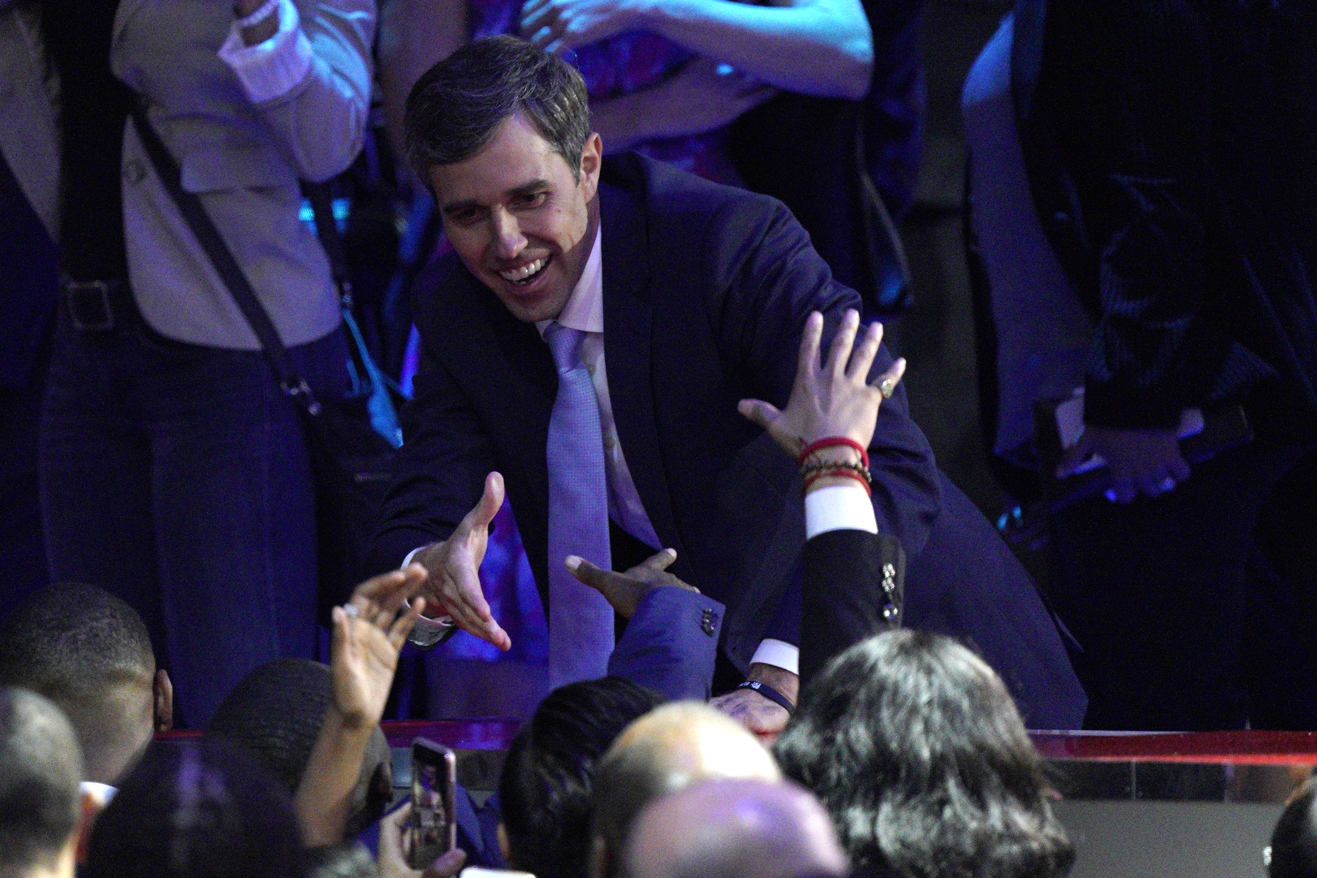 Vow to ban assault weapons gives O'Rourke debate breakout