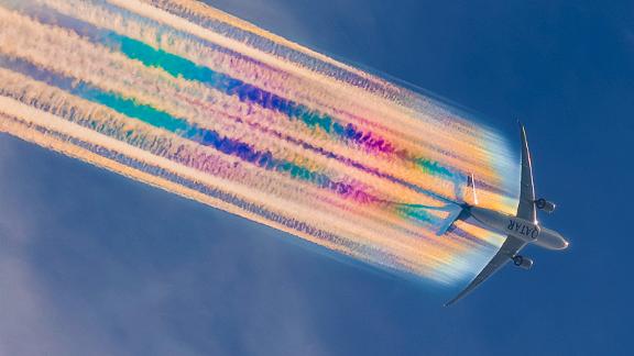 This photographer captures airplane's technicolor rainbow trails
