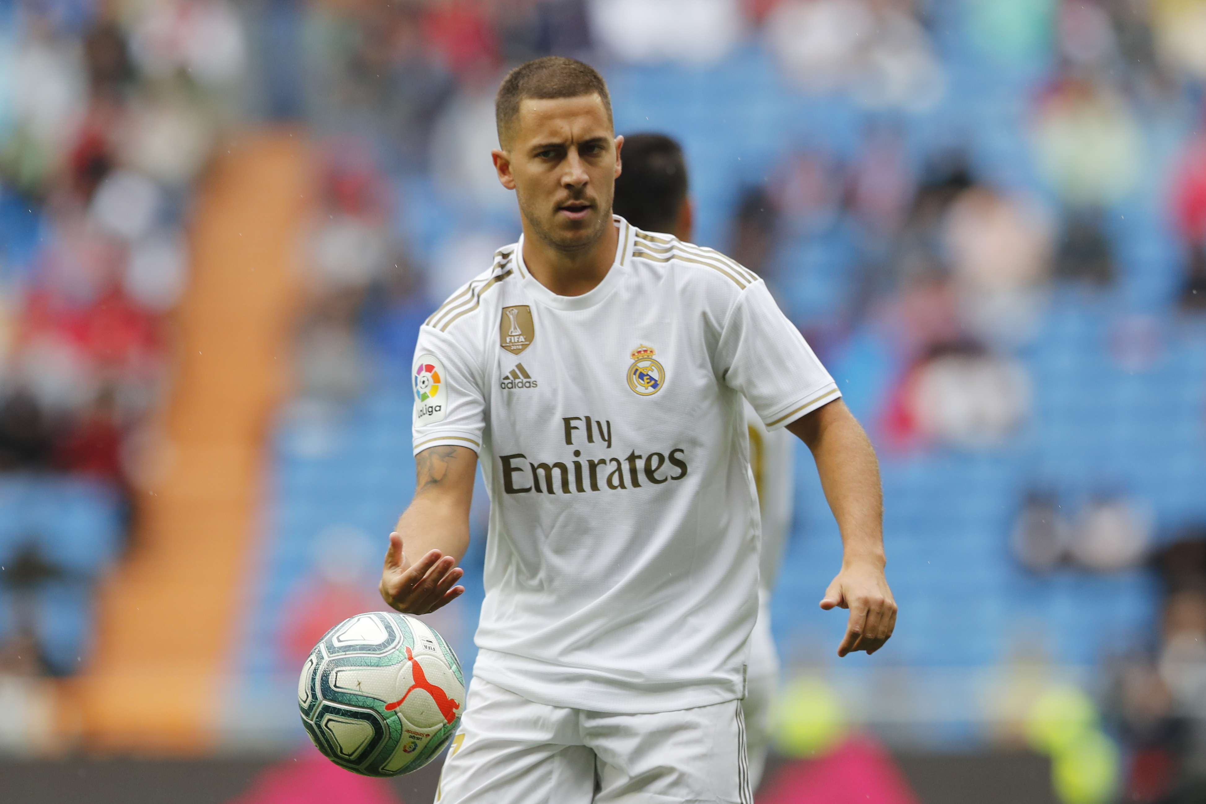 Camp Nou discovers Barca's teen sensation; Hazard debuts