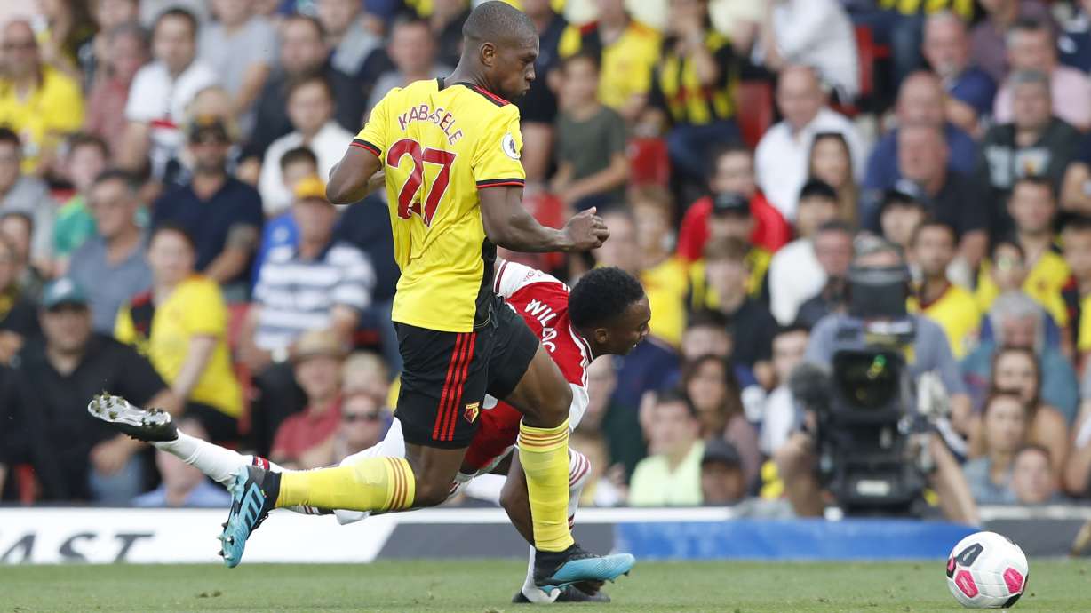 Flores sees Watford fight back in 2-2 draw with Arsenal