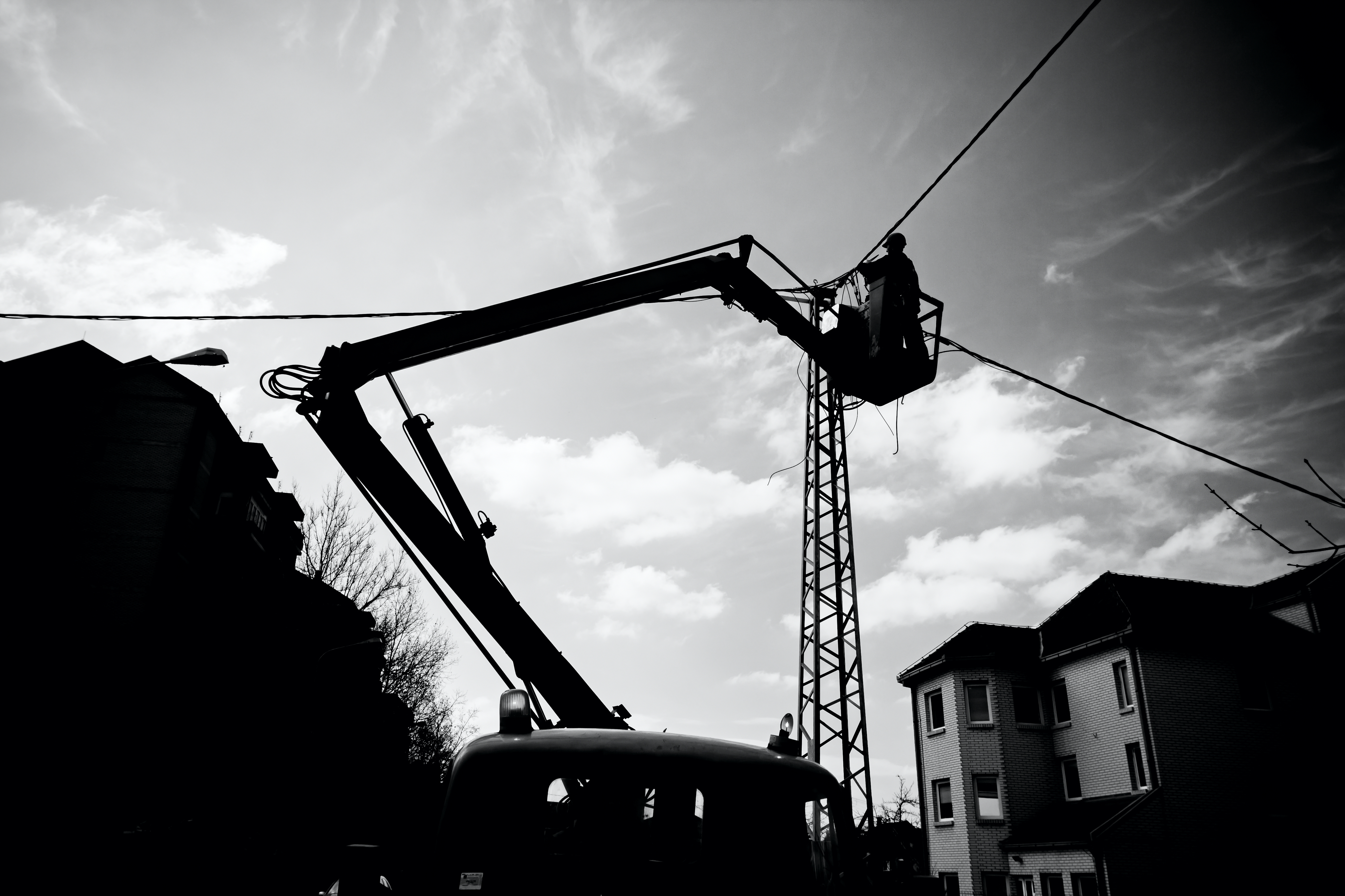Power restored to thousands after outage in Salt Lake County