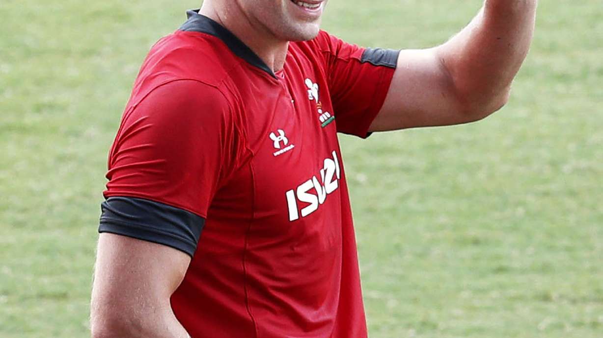 The Latest: All Blacks beat South Africa 23-13 in Pool game