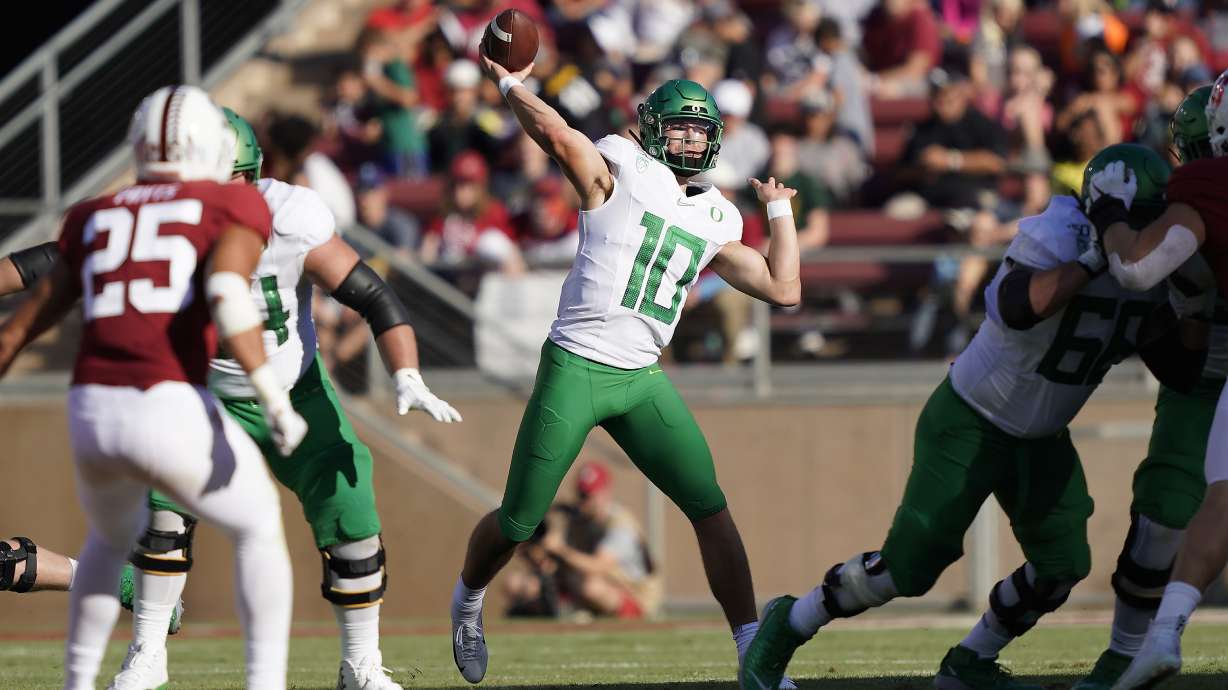 Herbert's 3 TD passes lead No. 16 Oregon past Stanford 21-6