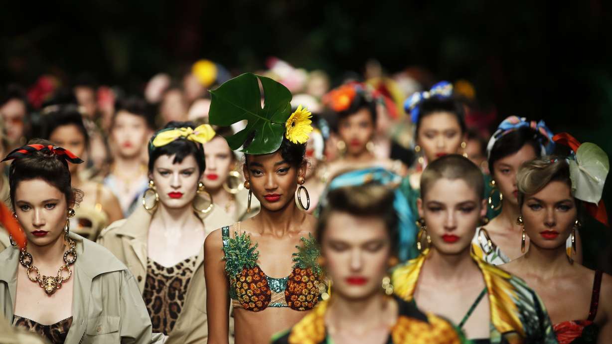 Gucci takes a kinky turn; Dolce&Gabbana give a jungle roar